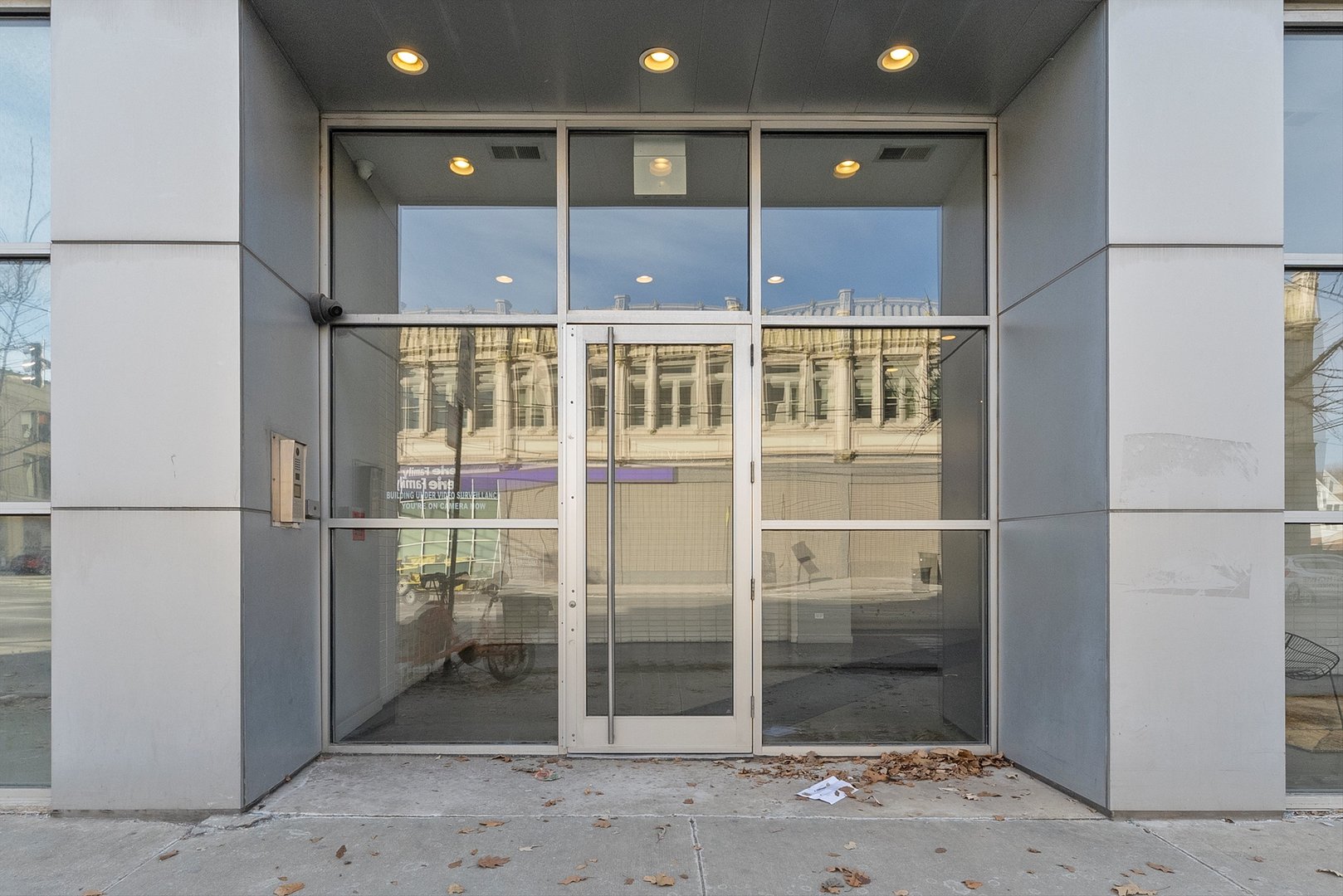 2800 W North Avenue Unit: 403