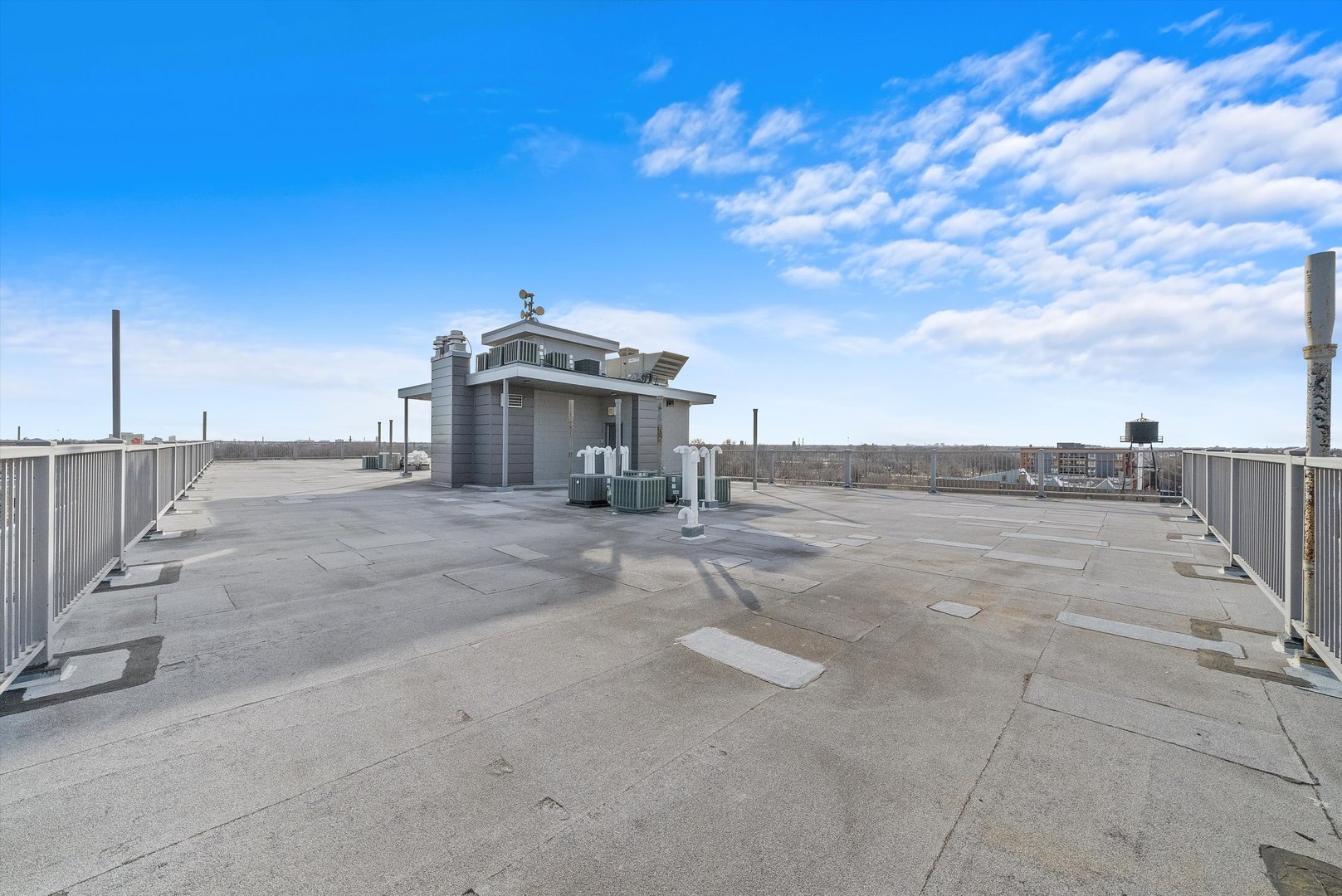 2800 W North Avenue Unit: 403