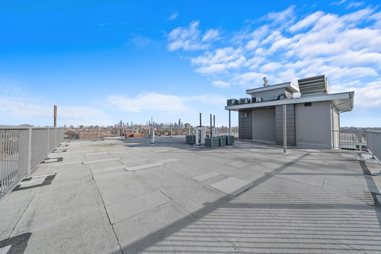 2800 W North Avenue Unit: 403