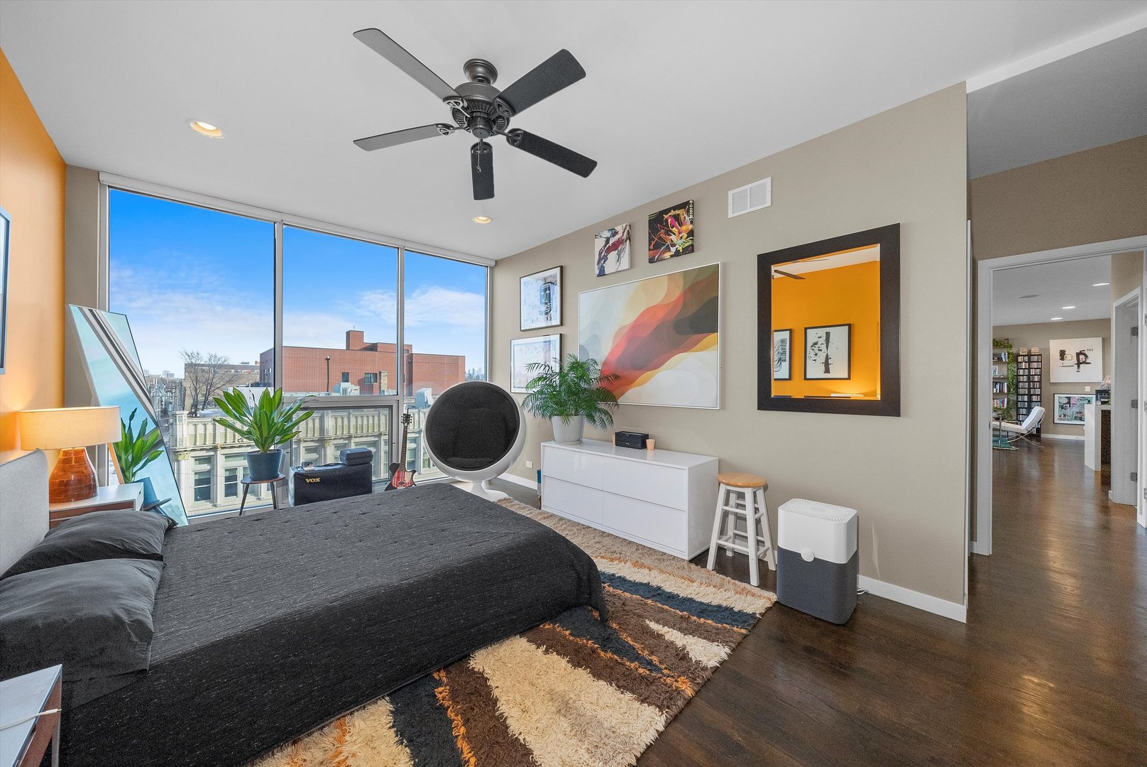 2800 W North Avenue Unit: 403