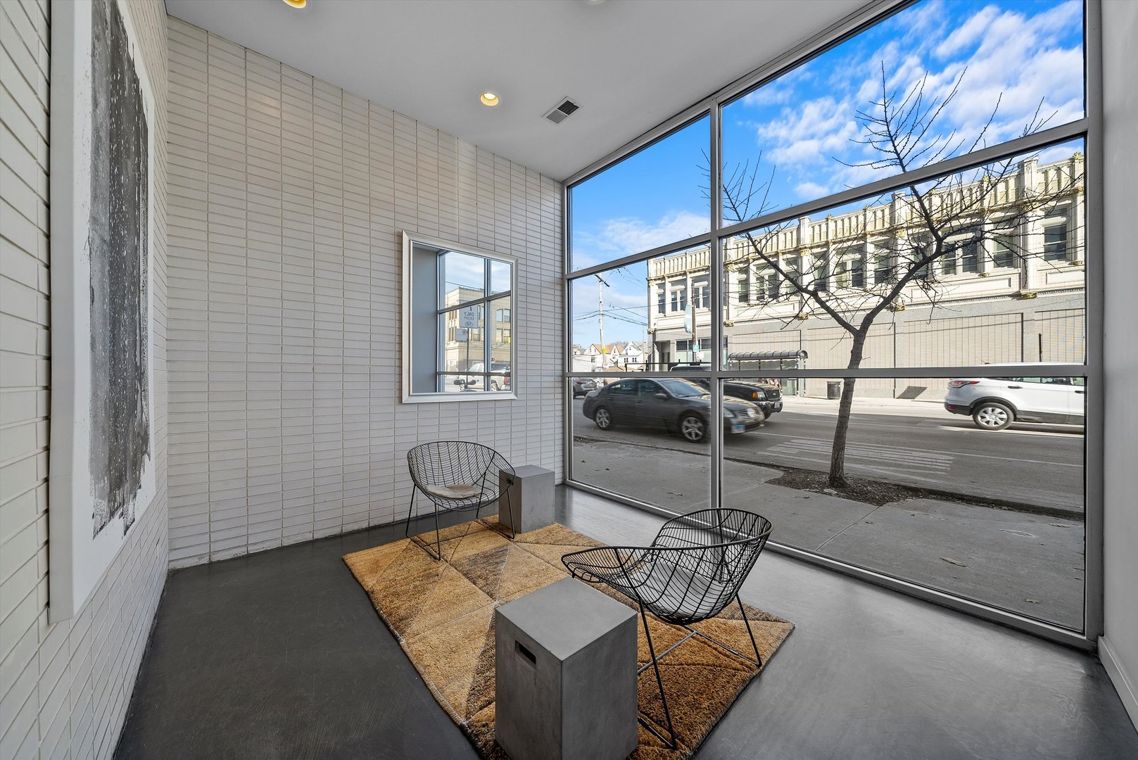 2800 W North Avenue Unit: 403