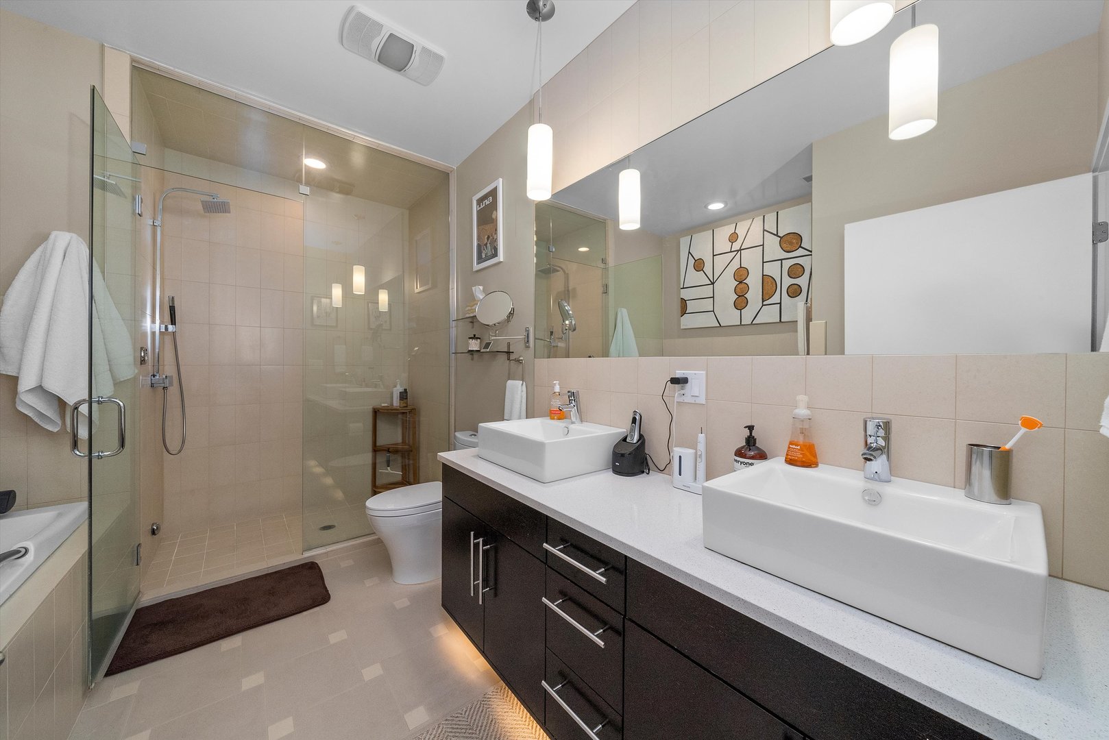 2800 W North Avenue Unit: 403