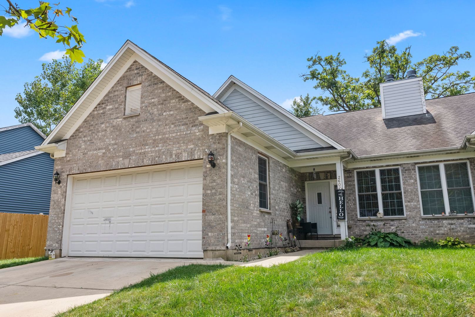 260-262 Chaparral Circle