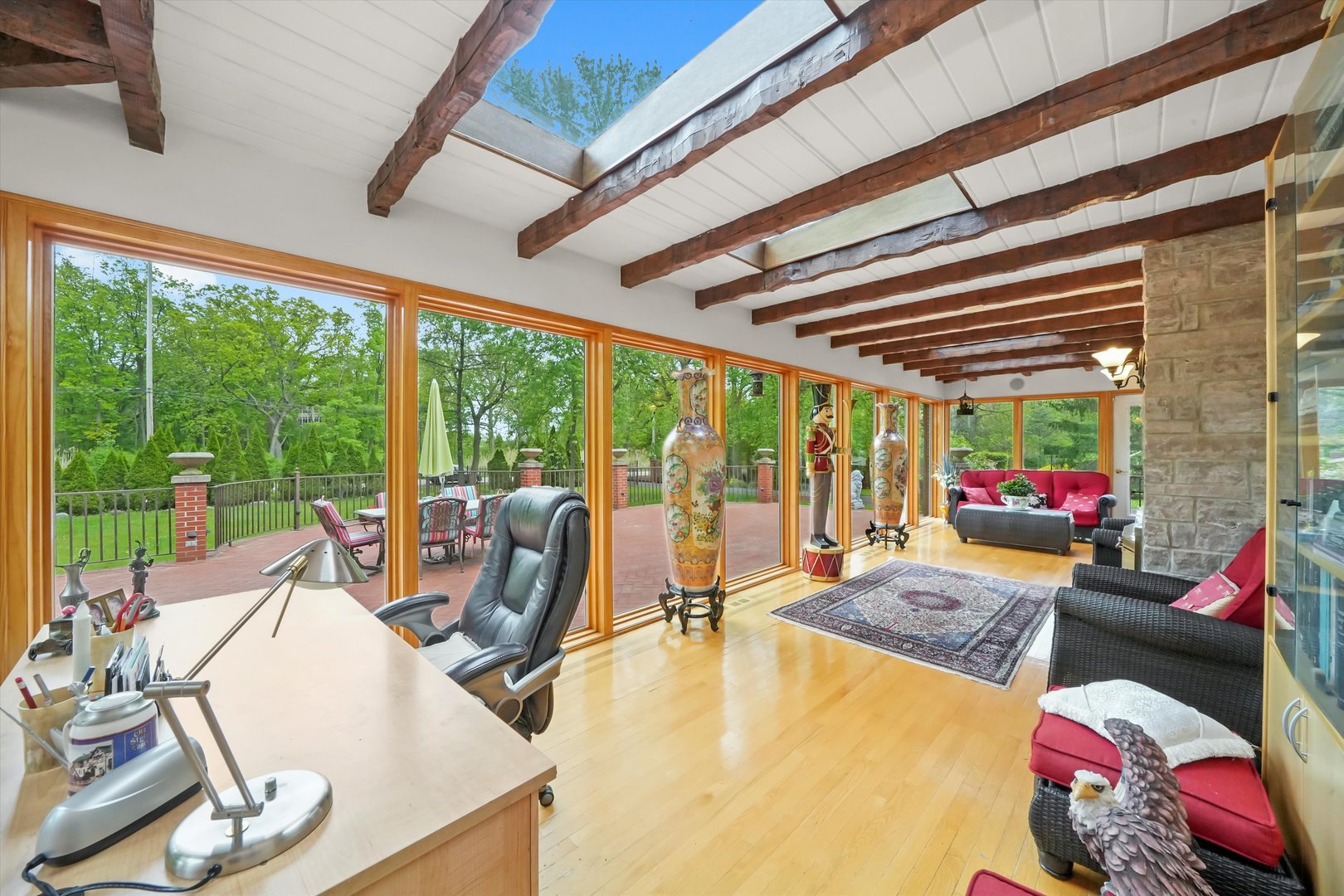 300 N BRADLEY Road