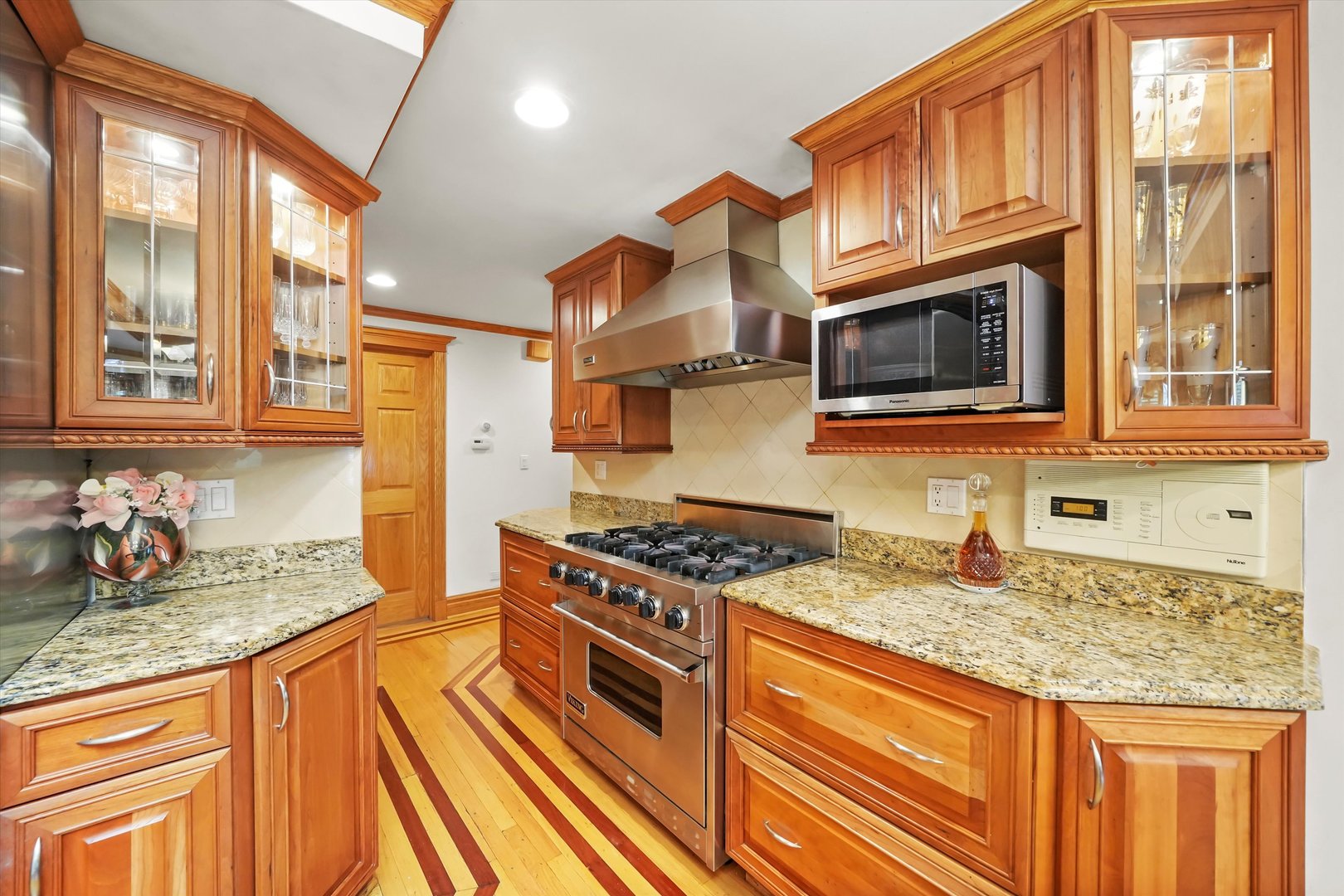 300 N BRADLEY Road