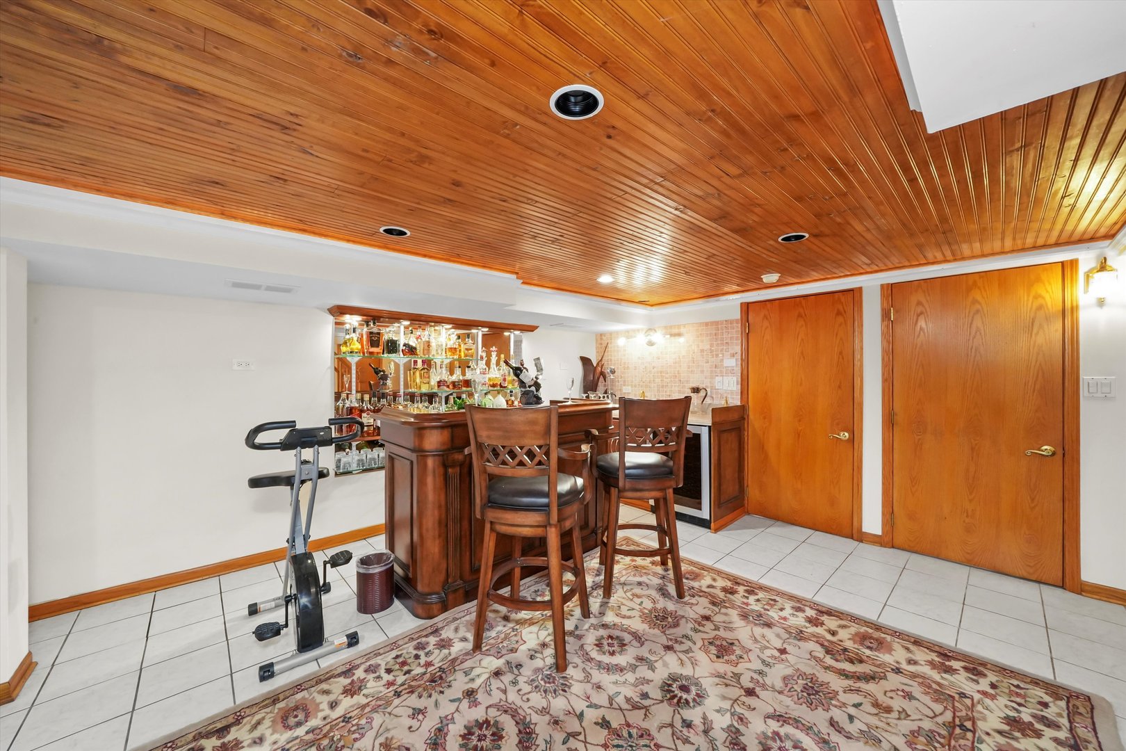 300 N BRADLEY Road