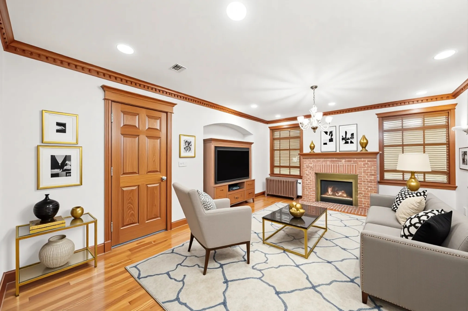 300 N BRADLEY Road