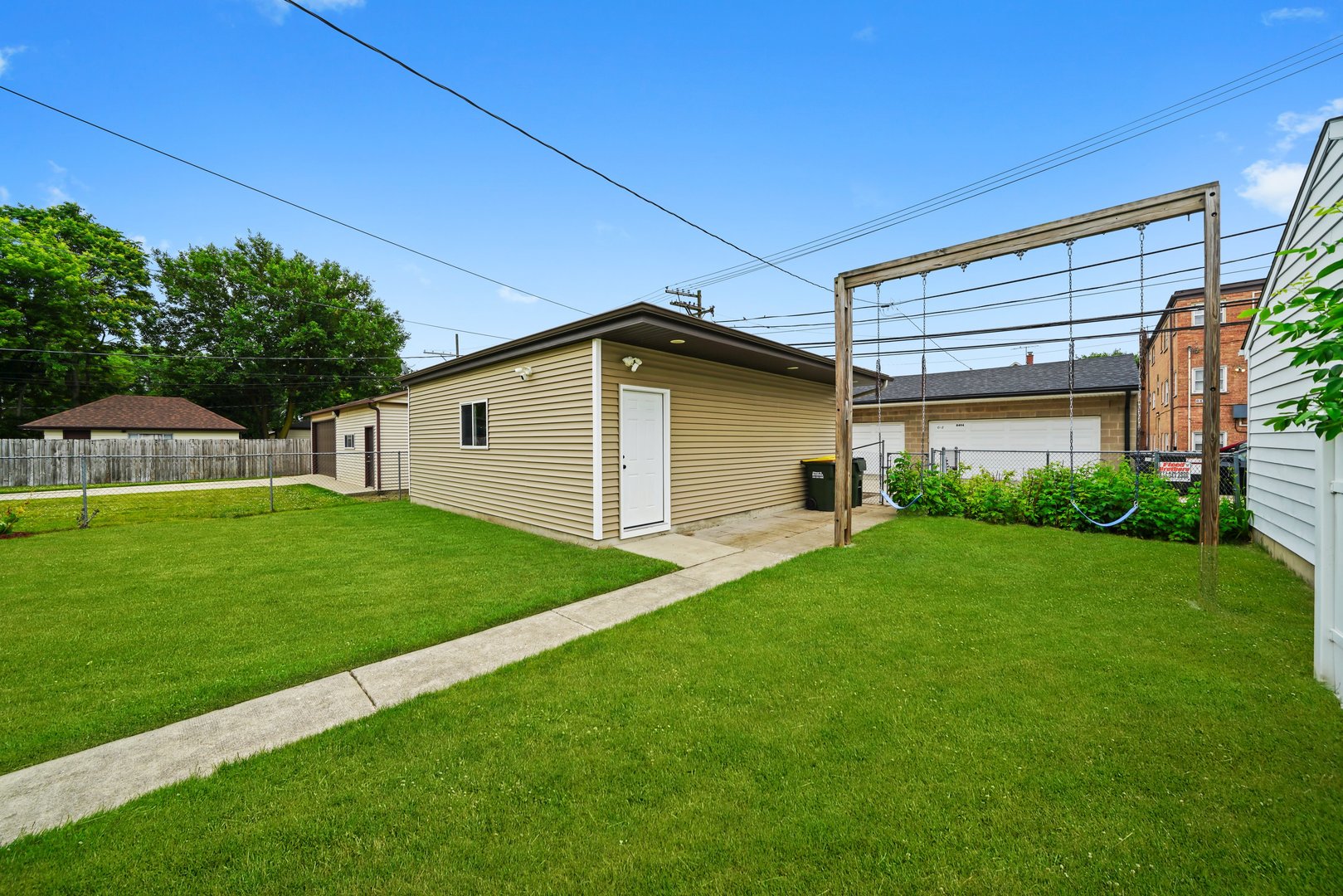 8503 W Center Avenue