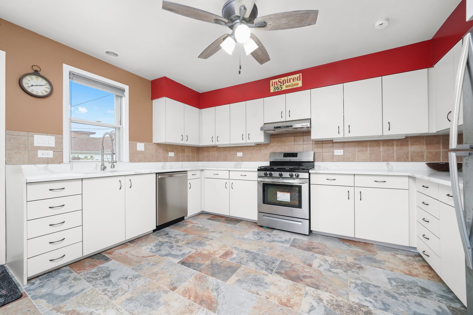 8503 W Center Avenue