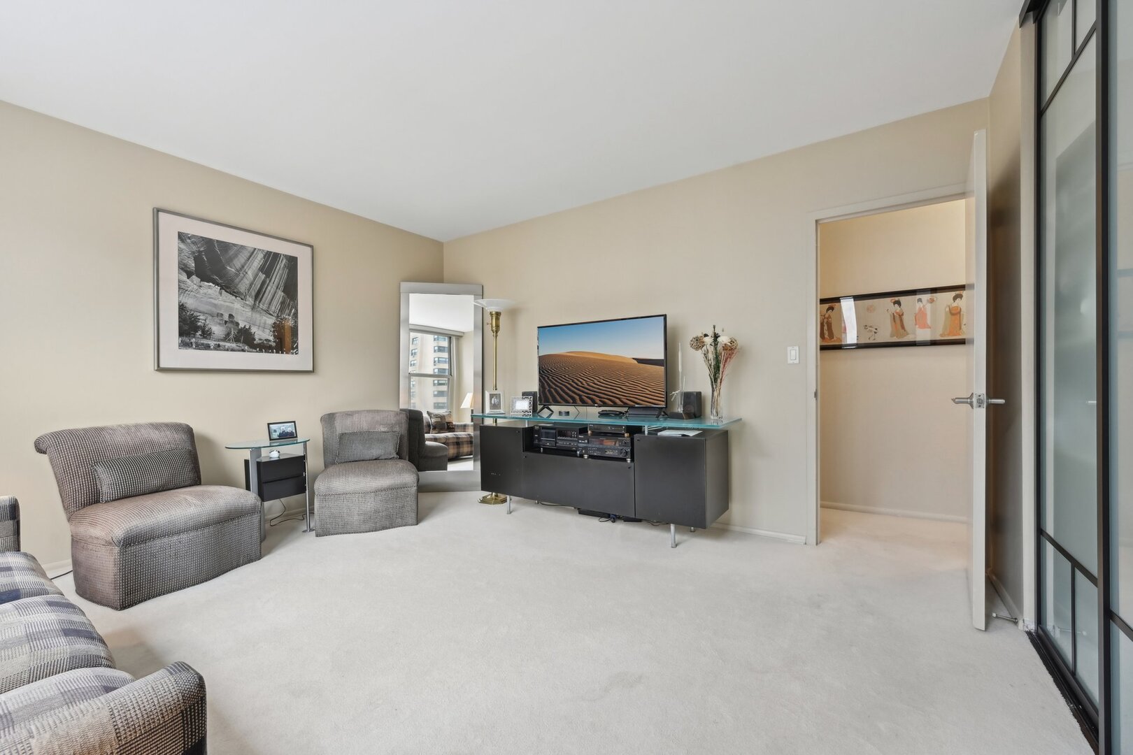 1325 N State Parkway Unit: 8E