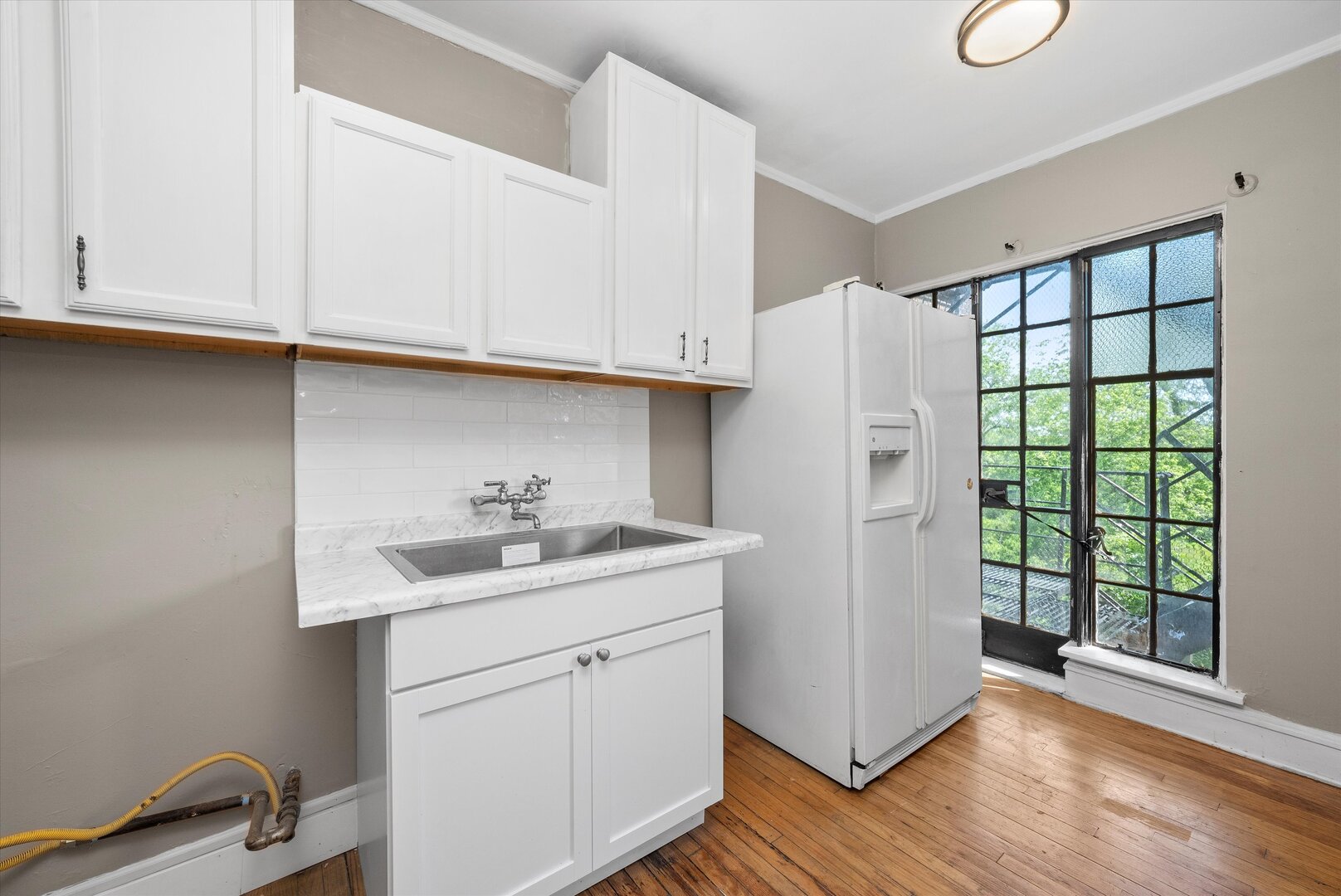 3017 E 78TH Street Unit: 4B