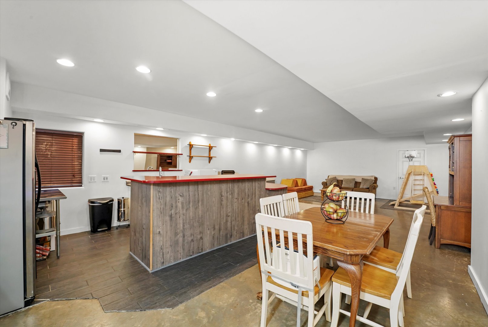 16512 Nelson Road