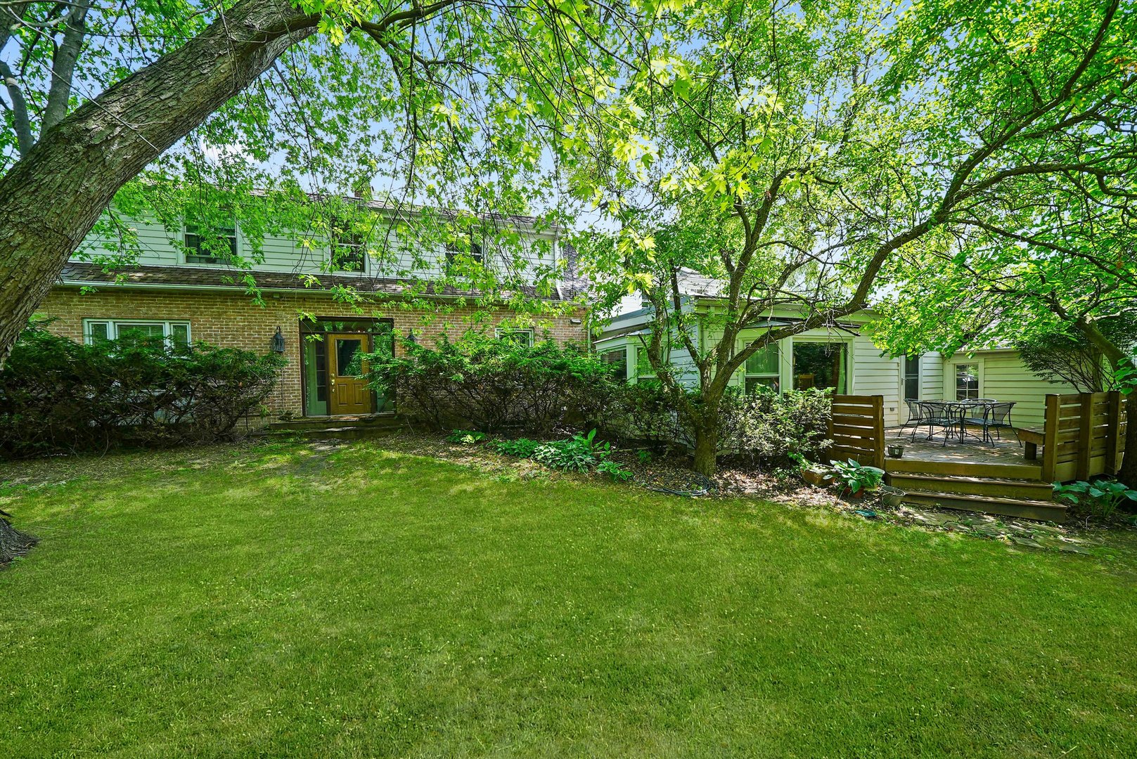 600 Riverwoods Road