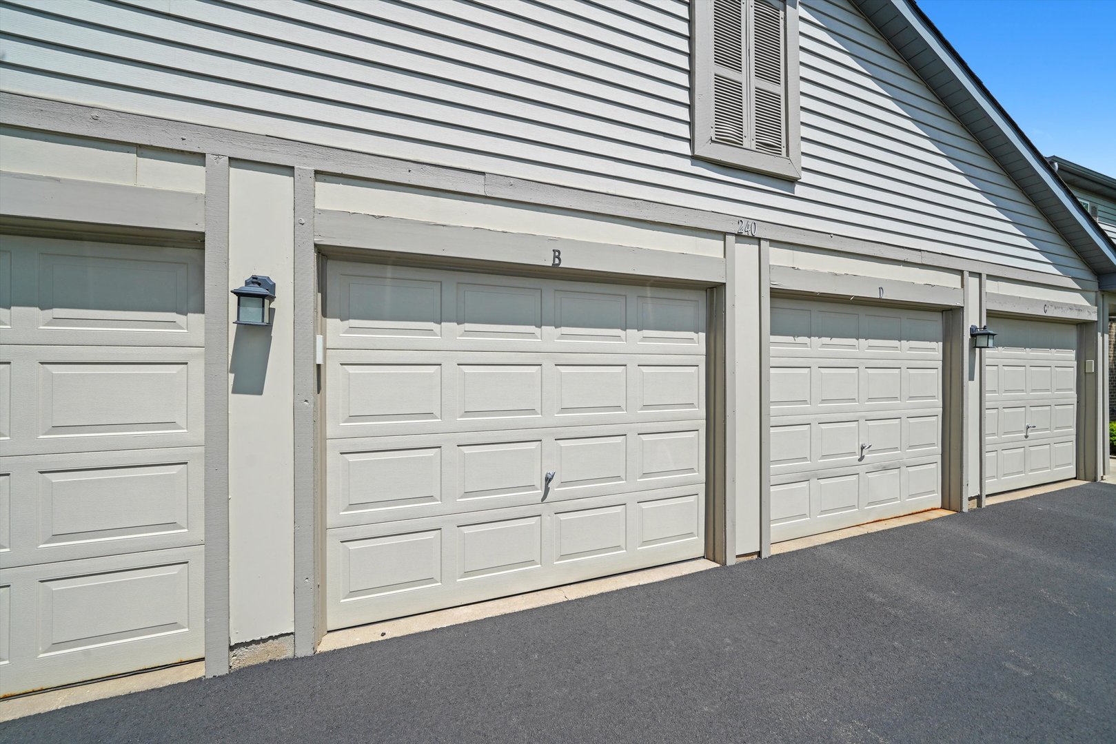 240 Crestview Drive Unit: B
