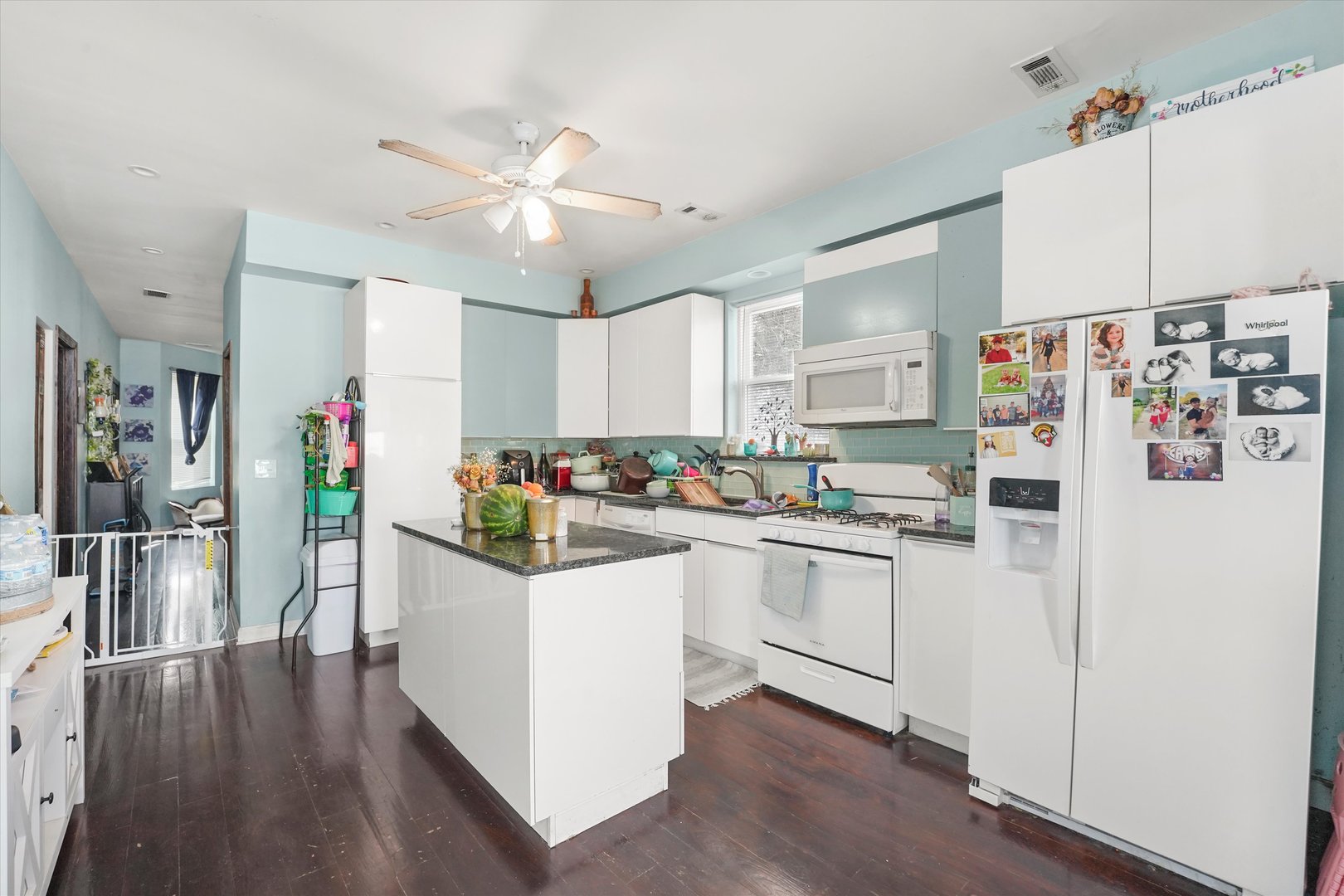 3322-24 N Kostner Avenue