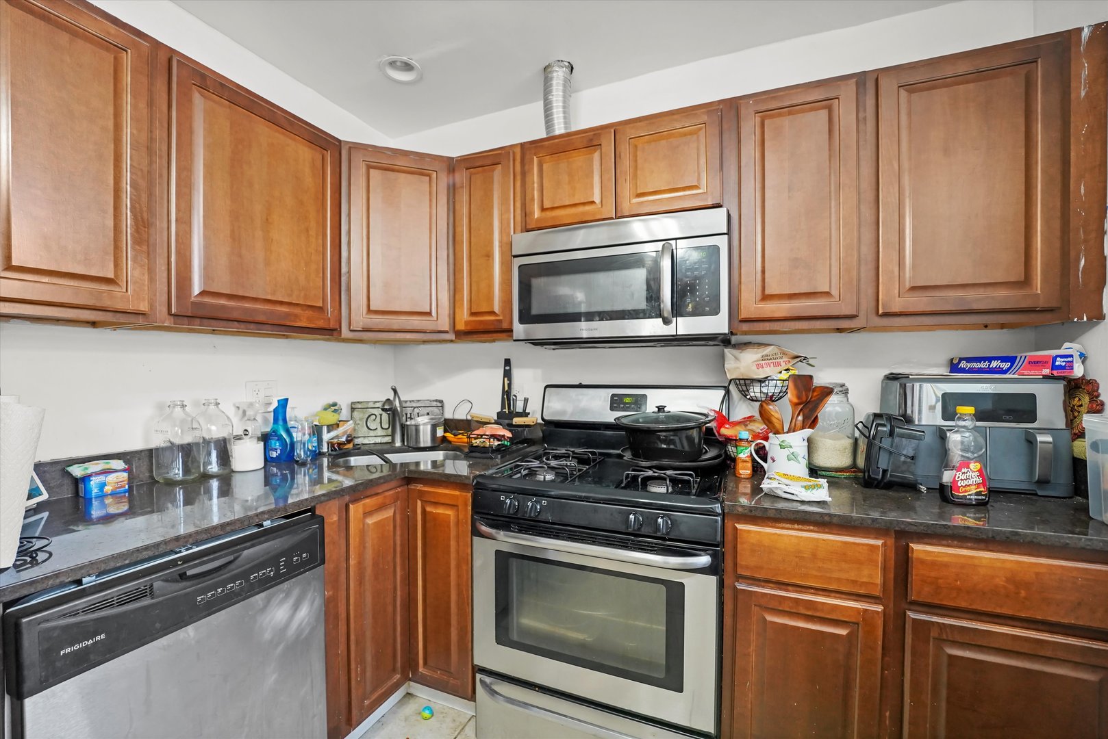 3322-24 N Kostner Avenue