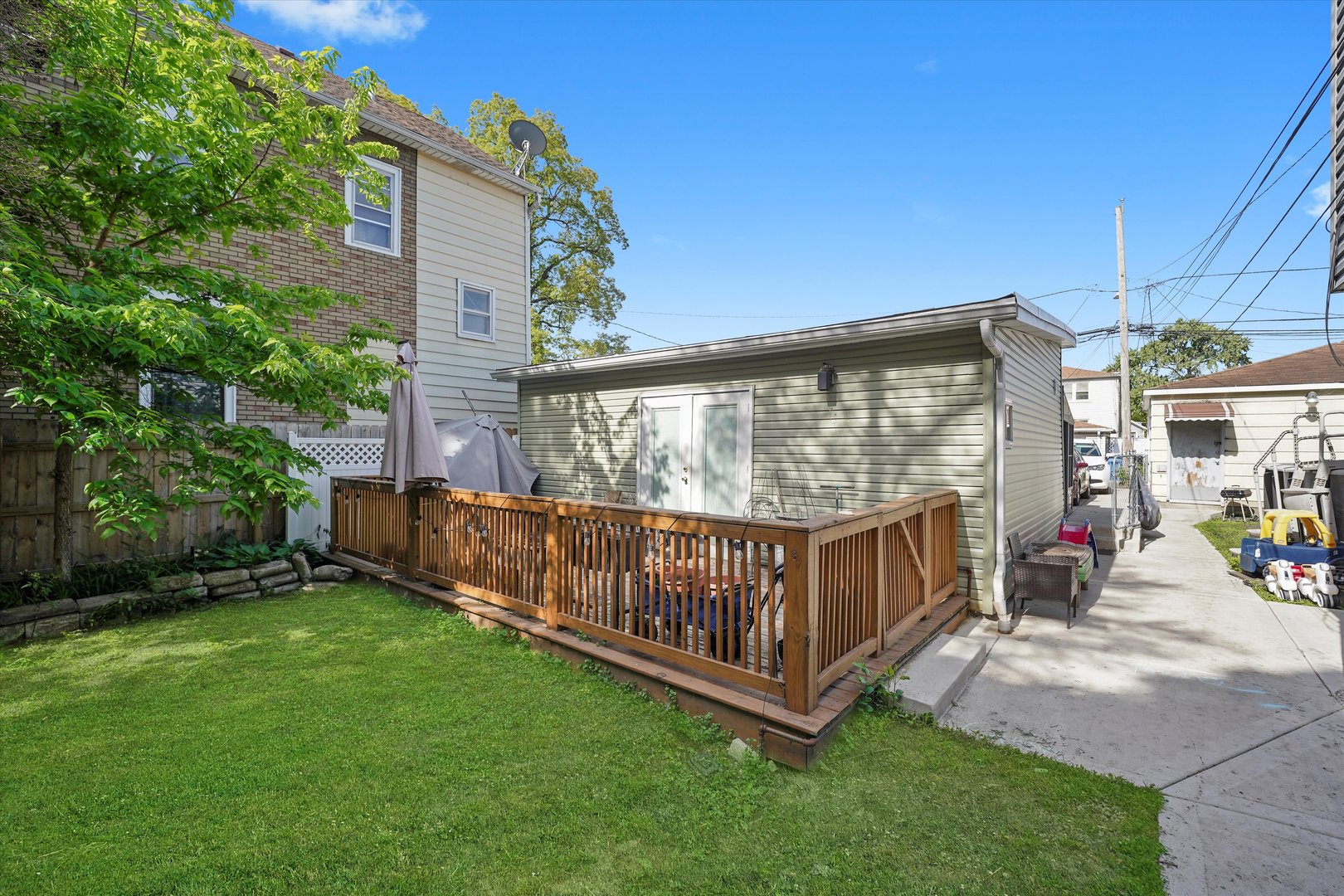 3322-24 N Kostner Avenue