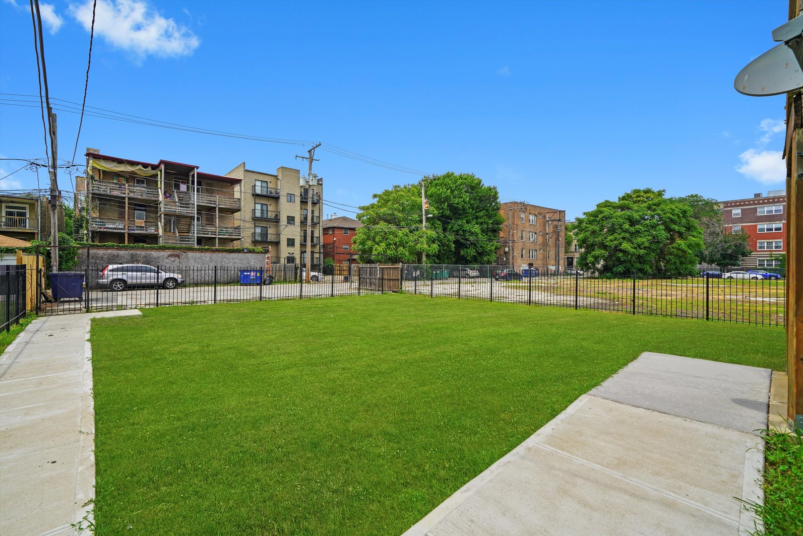 6220 S KENWOOD Avenue Unit: 2N