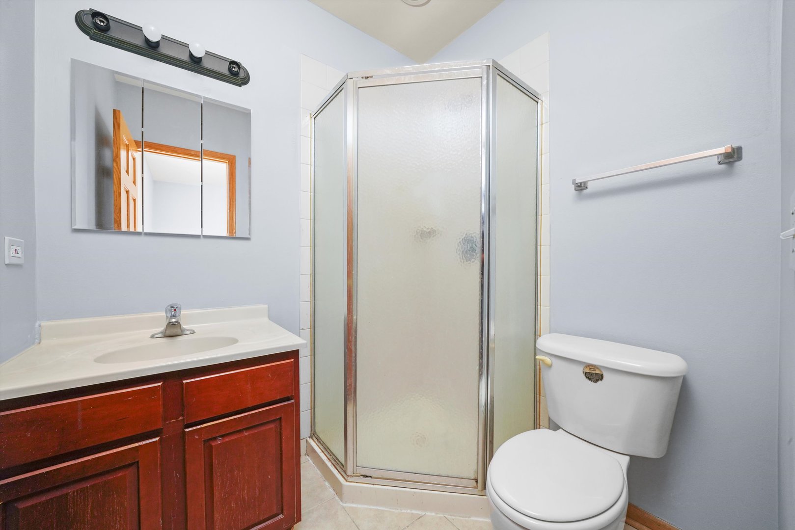 6220 S KENWOOD Avenue Unit: 2N