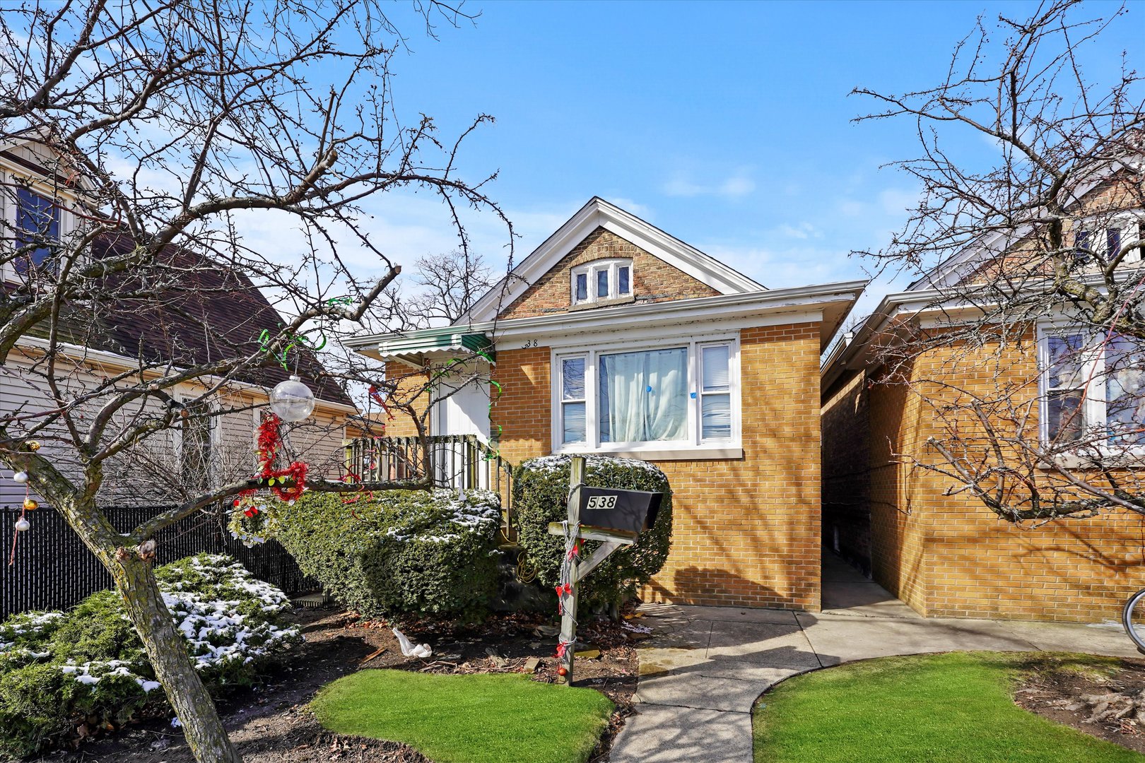 538 Green Bay Road