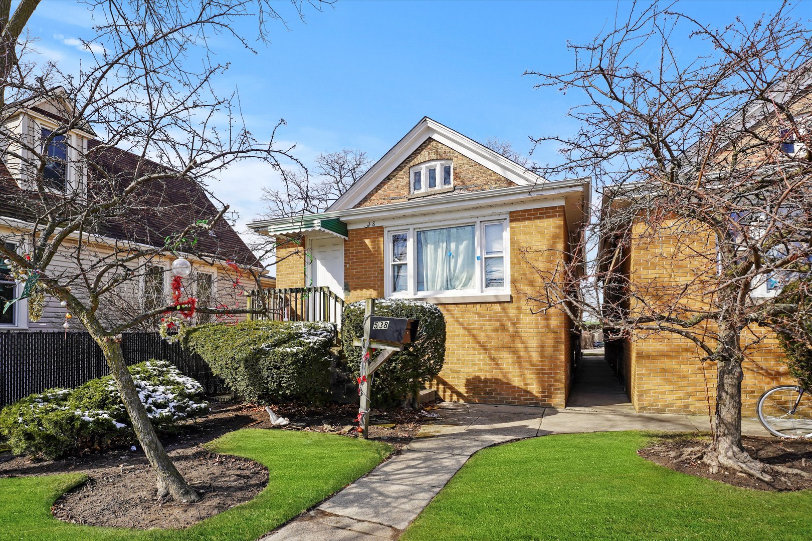 538 Green Bay Road