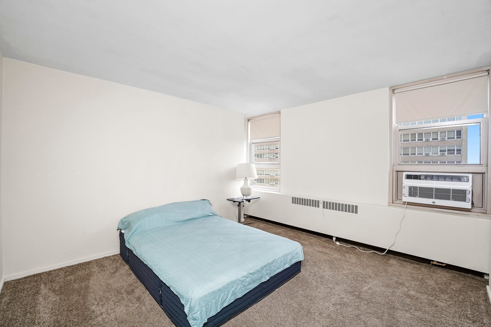 3950 N Lake Shore Drive Unit: 1728