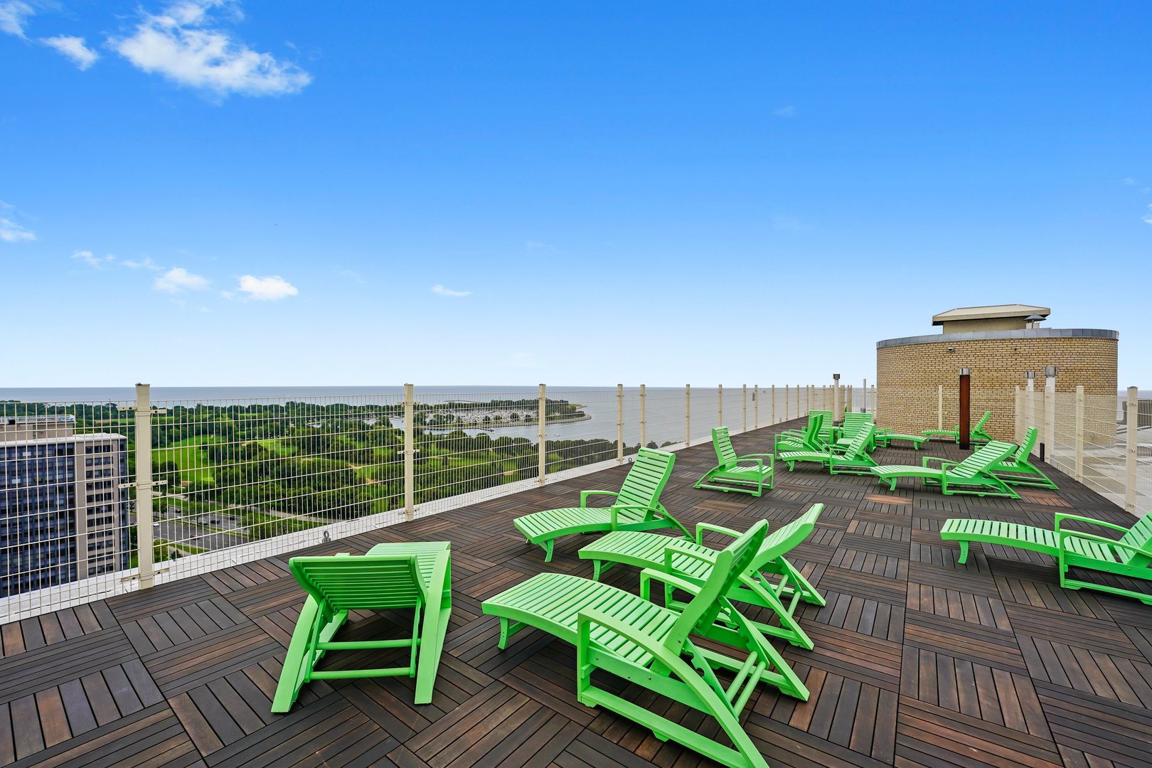 3950 N Lake Shore Drive Unit: 1728