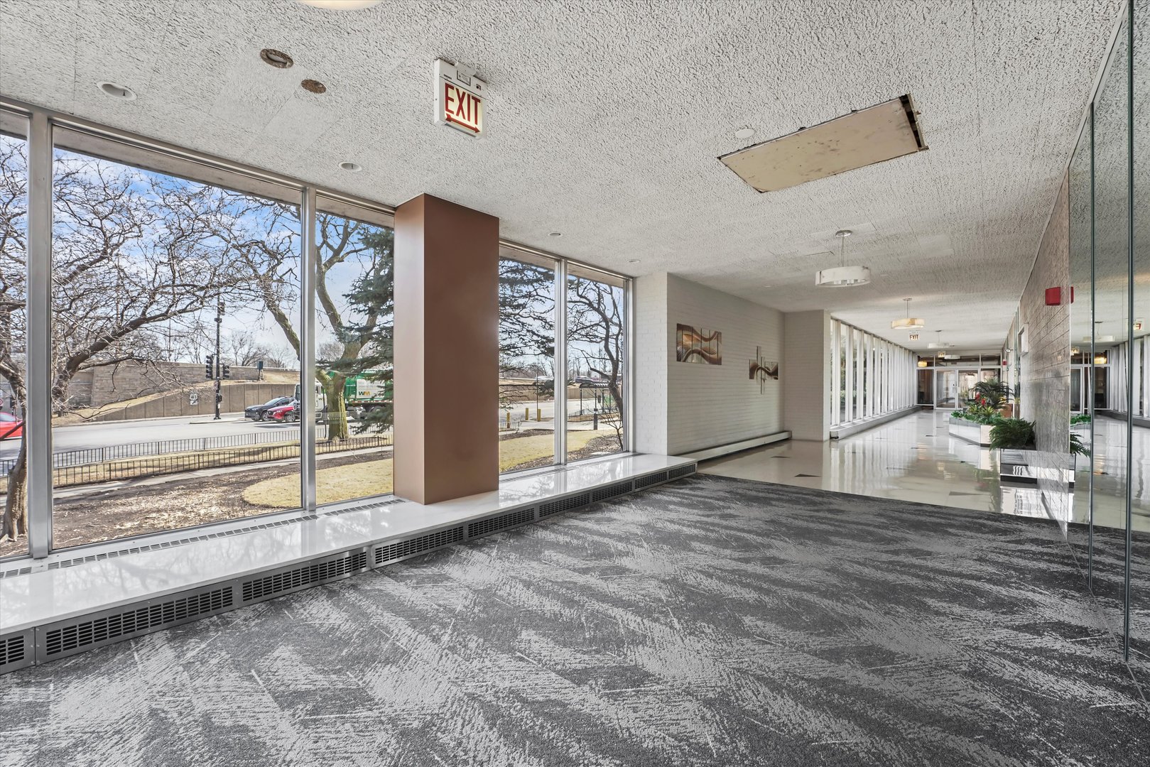 3950 N Lake Shore Drive Unit: 1728