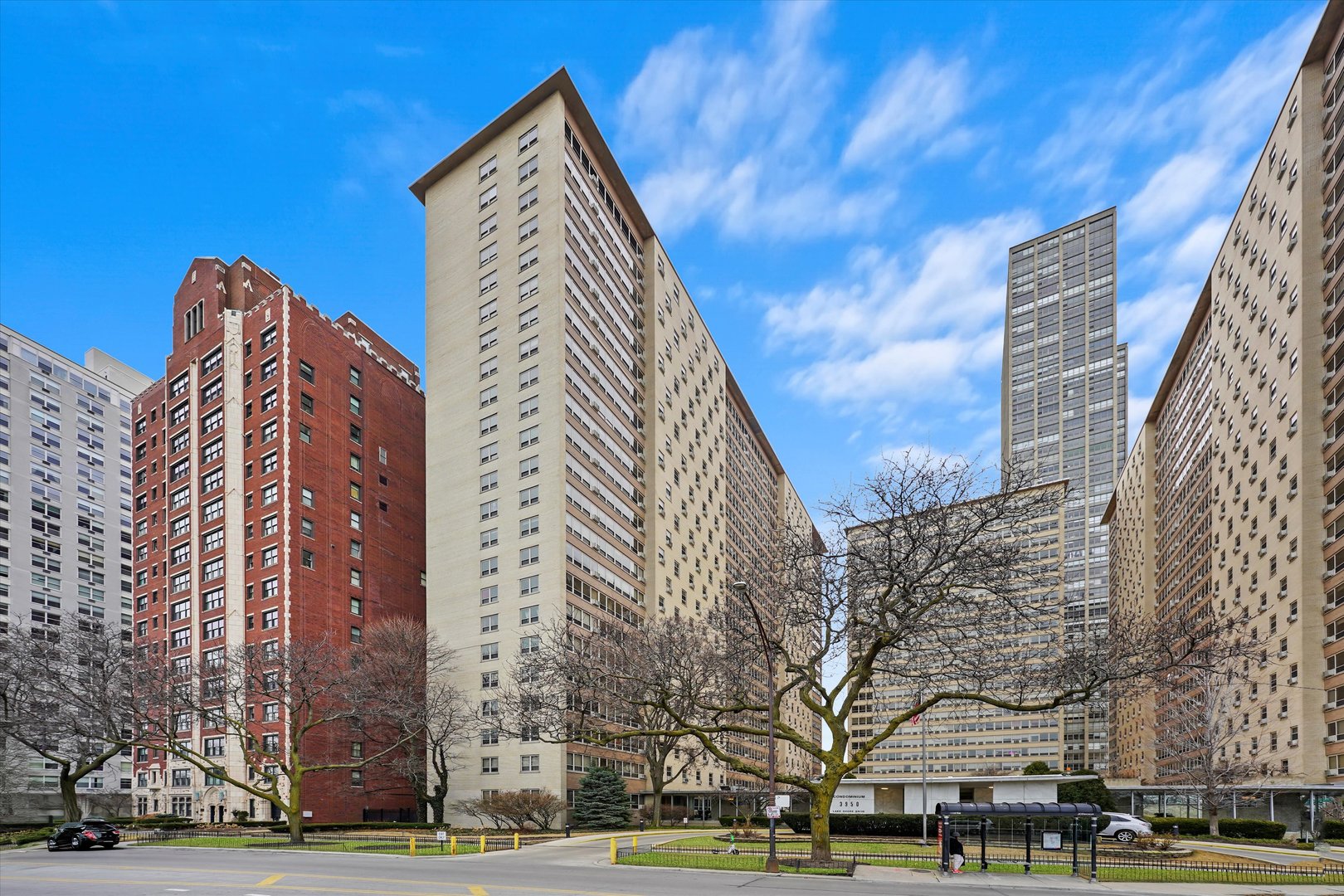 3950 N Lake Shore Drive Unit: 1728