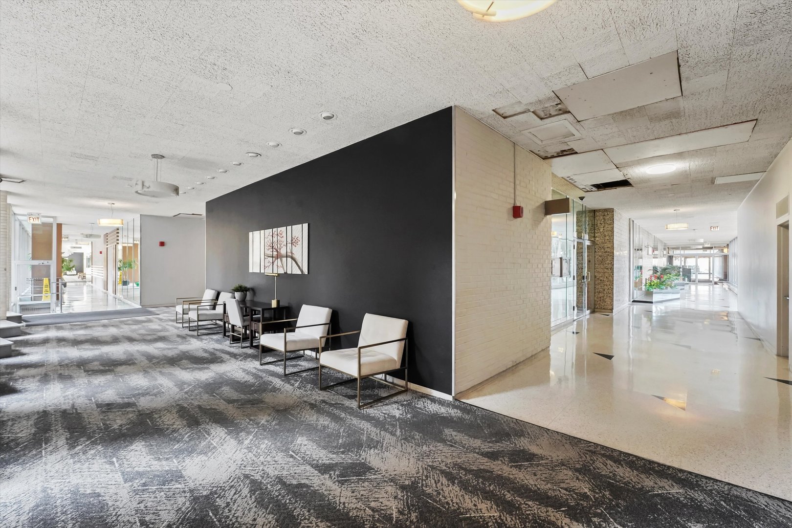 3950 N Lake Shore Drive Unit: 1728
