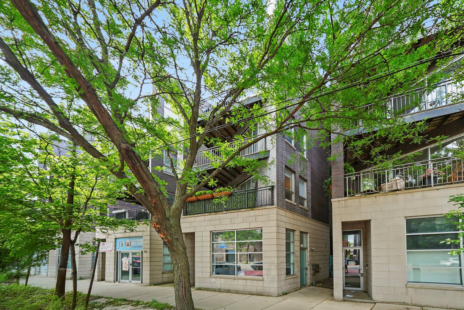 2629 W Chicago Avenue Unit: 3