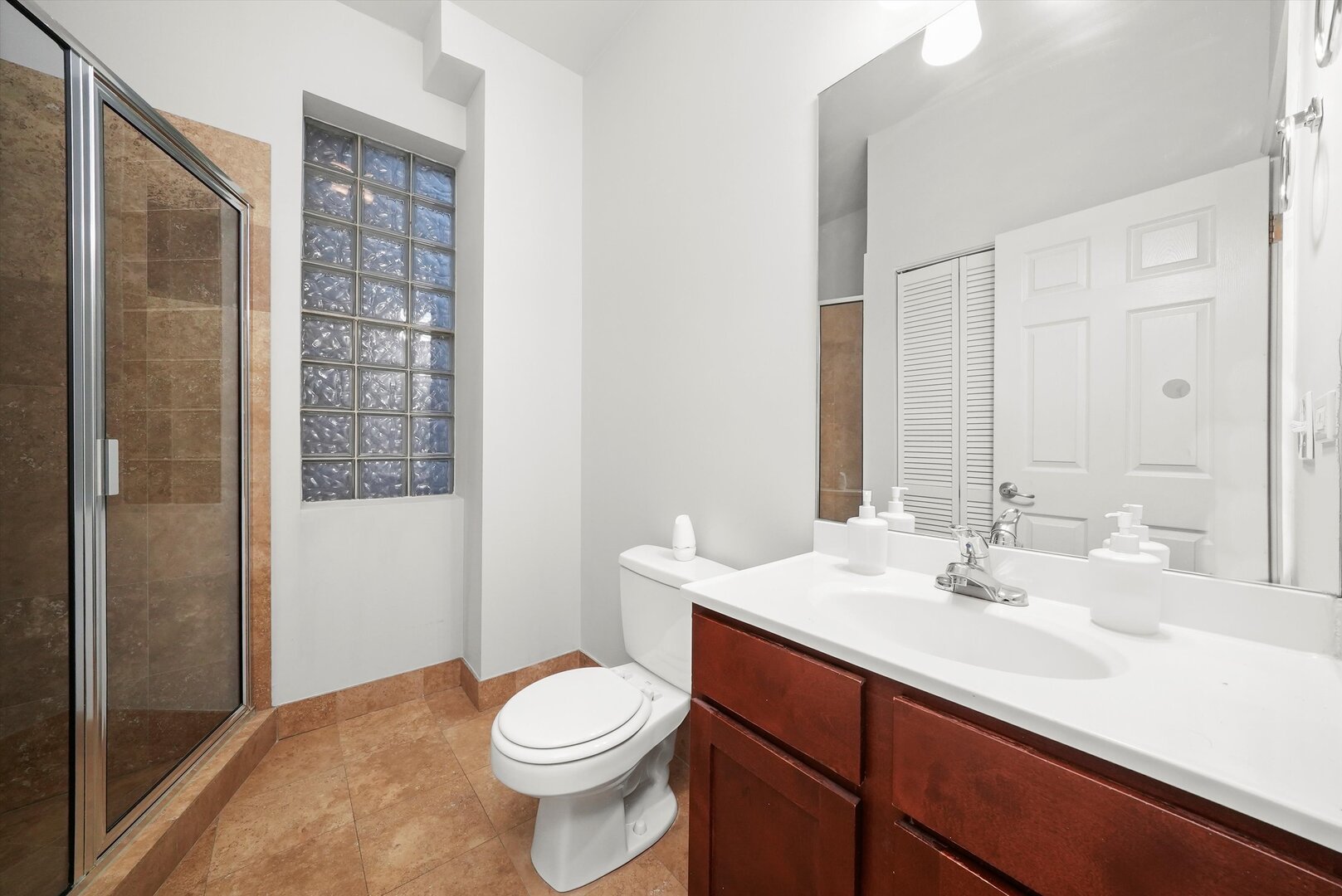 2629 W Chicago Avenue Unit: 3