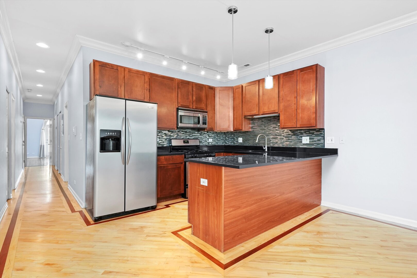 2629 W Chicago Avenue Unit: 3