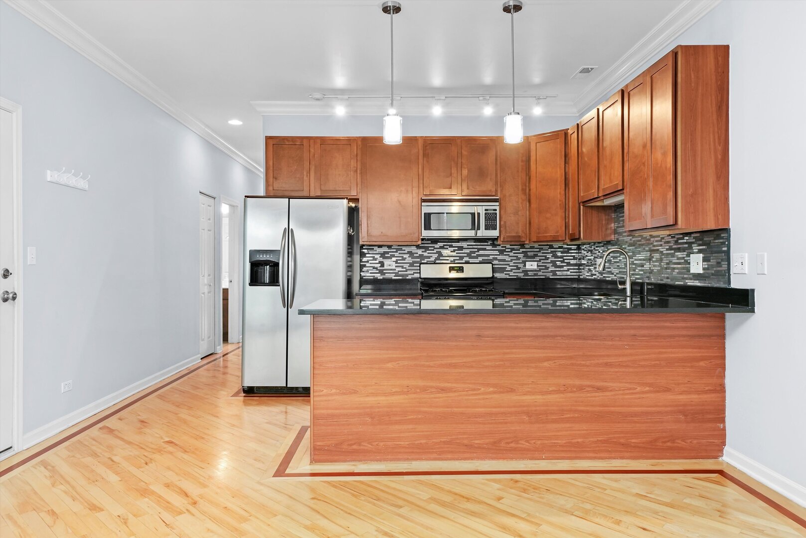 2629 W Chicago Avenue Unit: 3