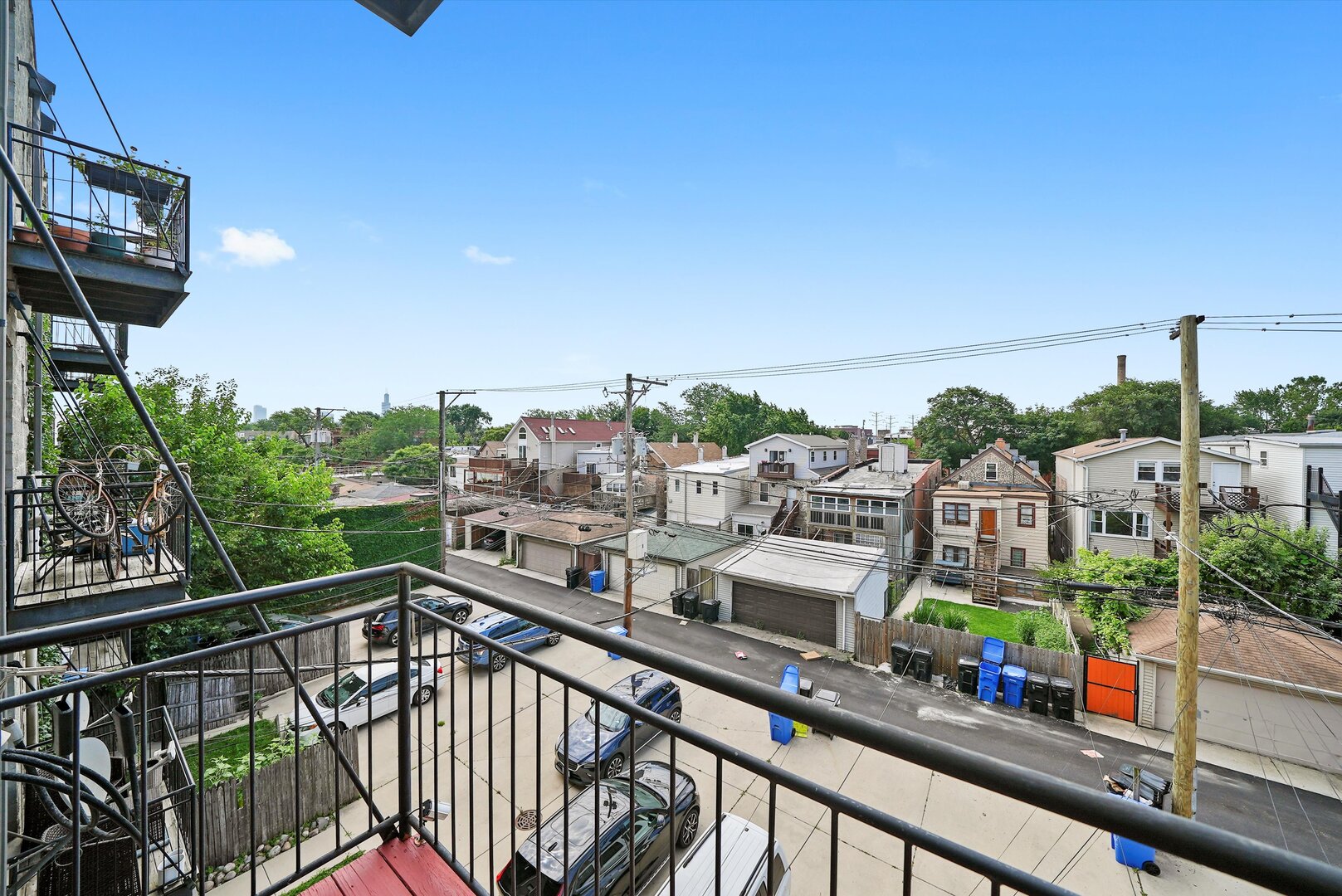 2629 W Chicago Avenue Unit: 3