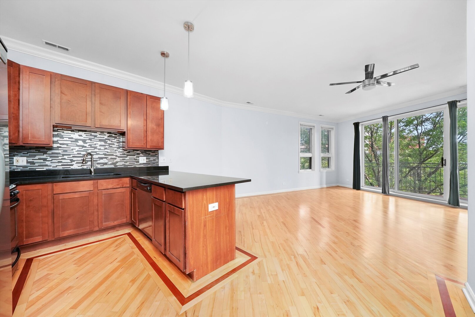 2629 W Chicago Avenue Unit: 3