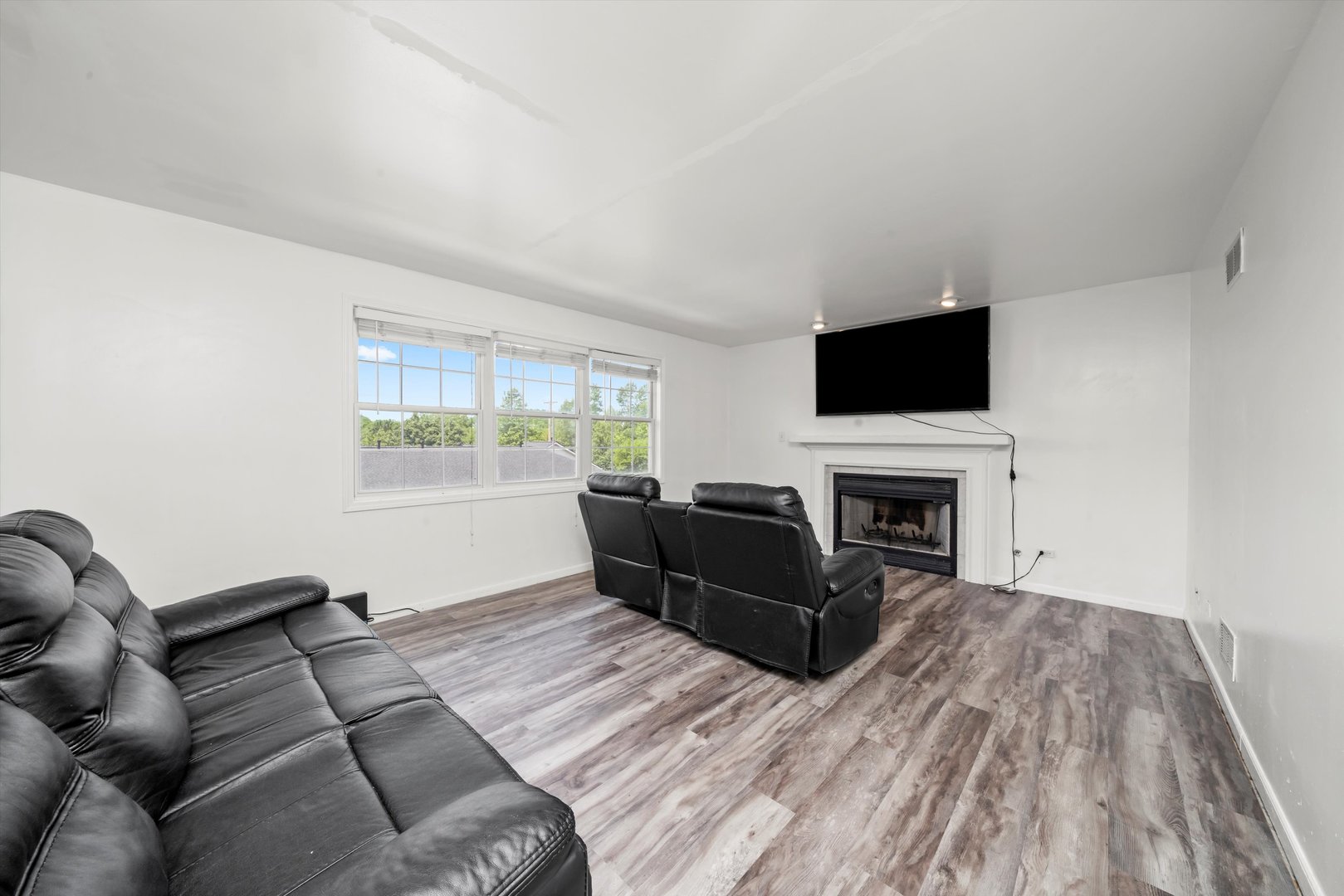 3032 SANDY RIDGE Drive