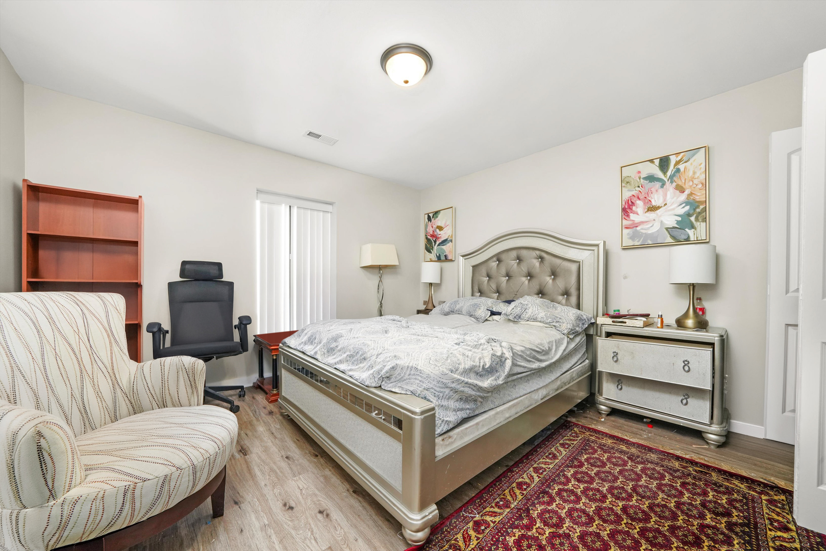 743 E Fullerton Avenue Unit: 105