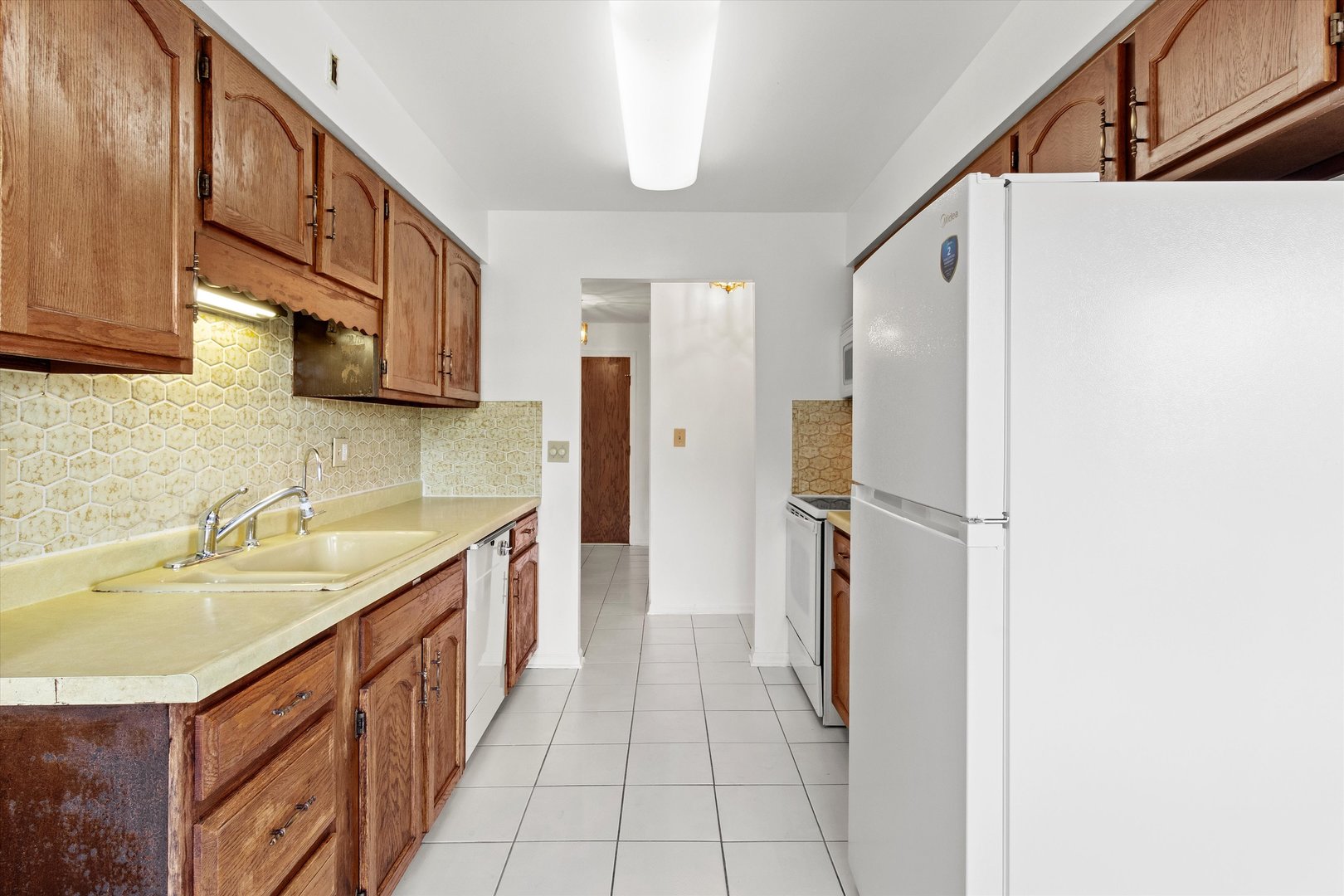 7730 Dempster Street Unit: 304
