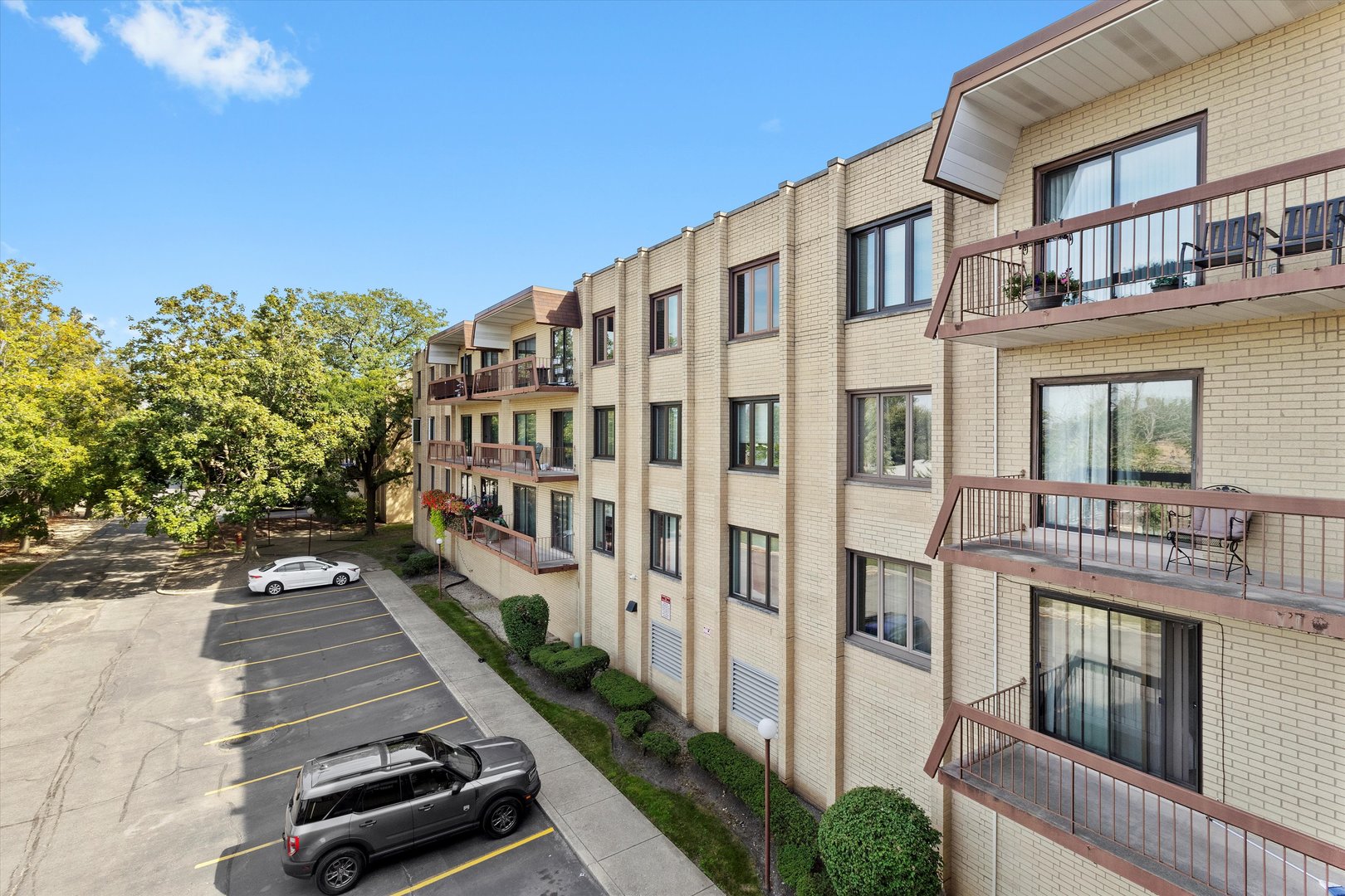 7730 Dempster Street Unit: 304