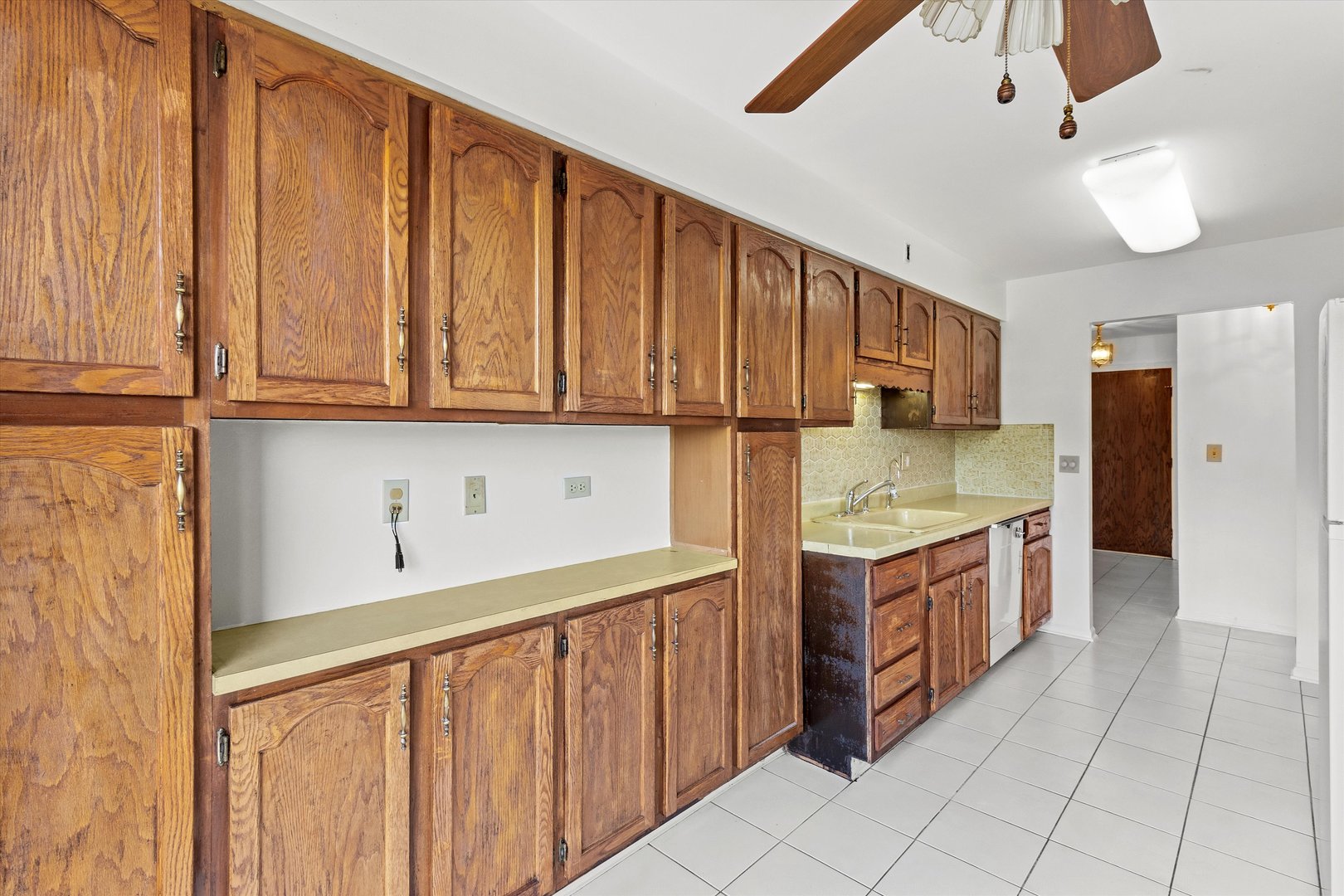 7730 Dempster Street Unit: 304