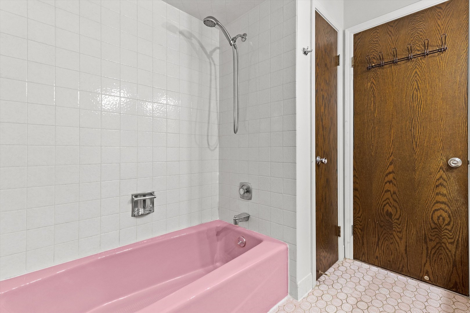 7730 Dempster Street Unit: 304