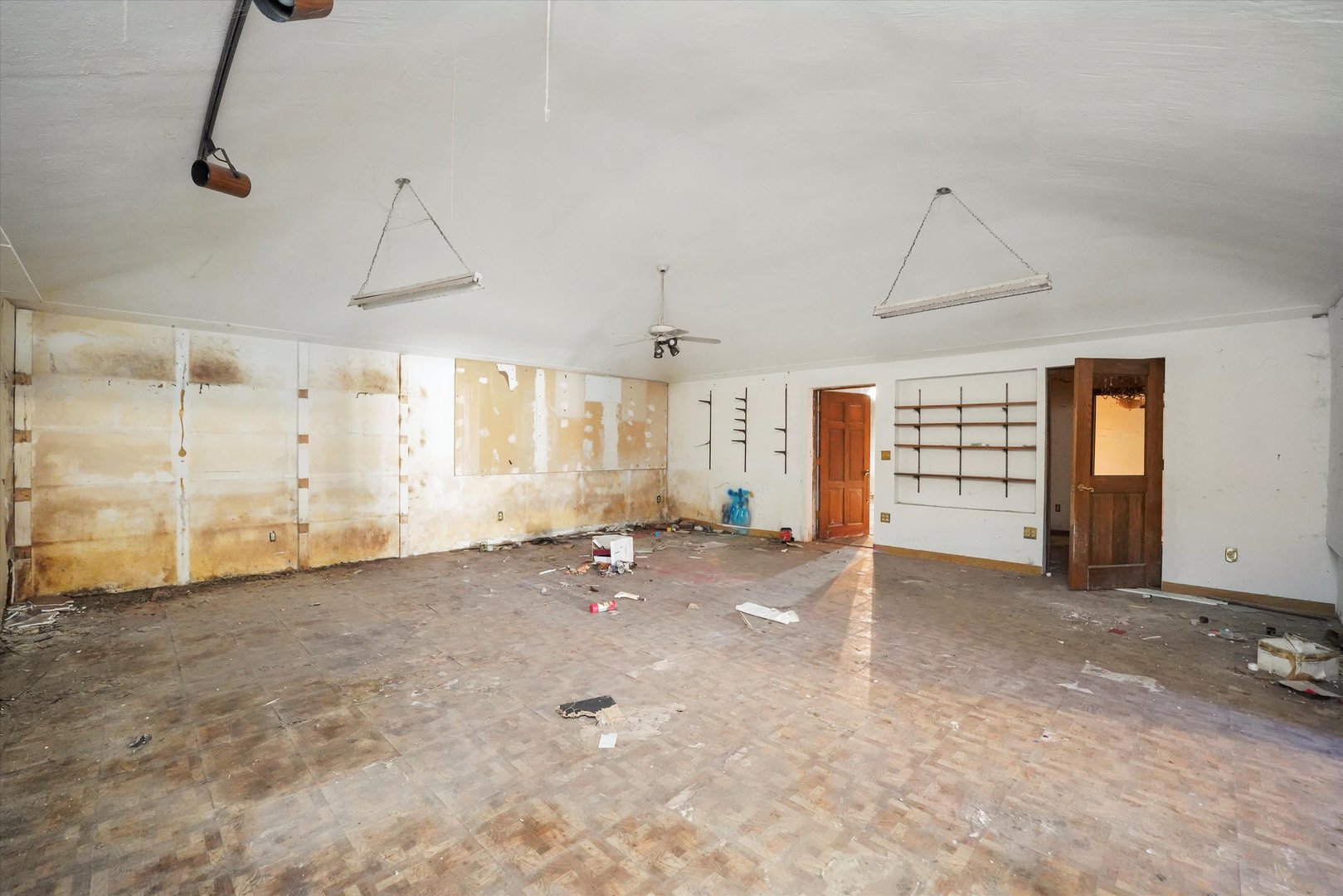 9033 Winn Road