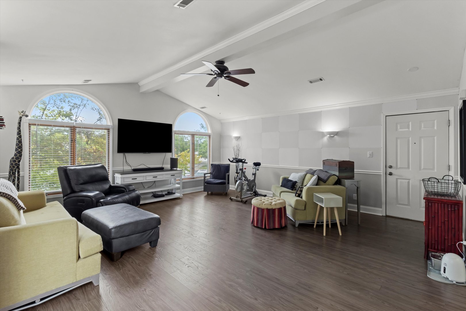 2626 Crescenzo Drive Unit: F
