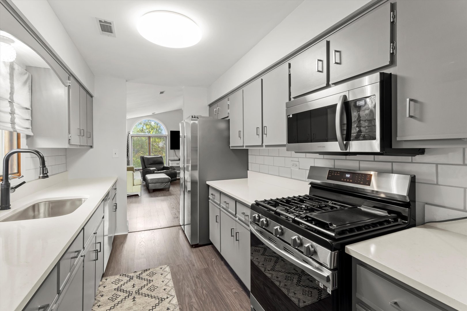 2626 Crescenzo Drive Unit: F
