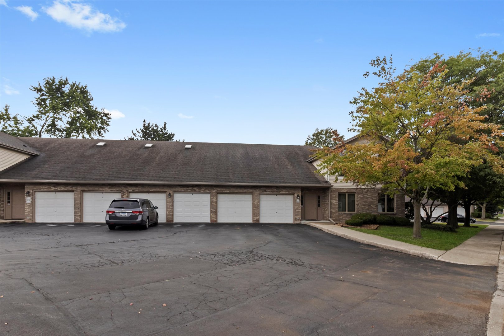 2626 Crescenzo Drive Unit: F