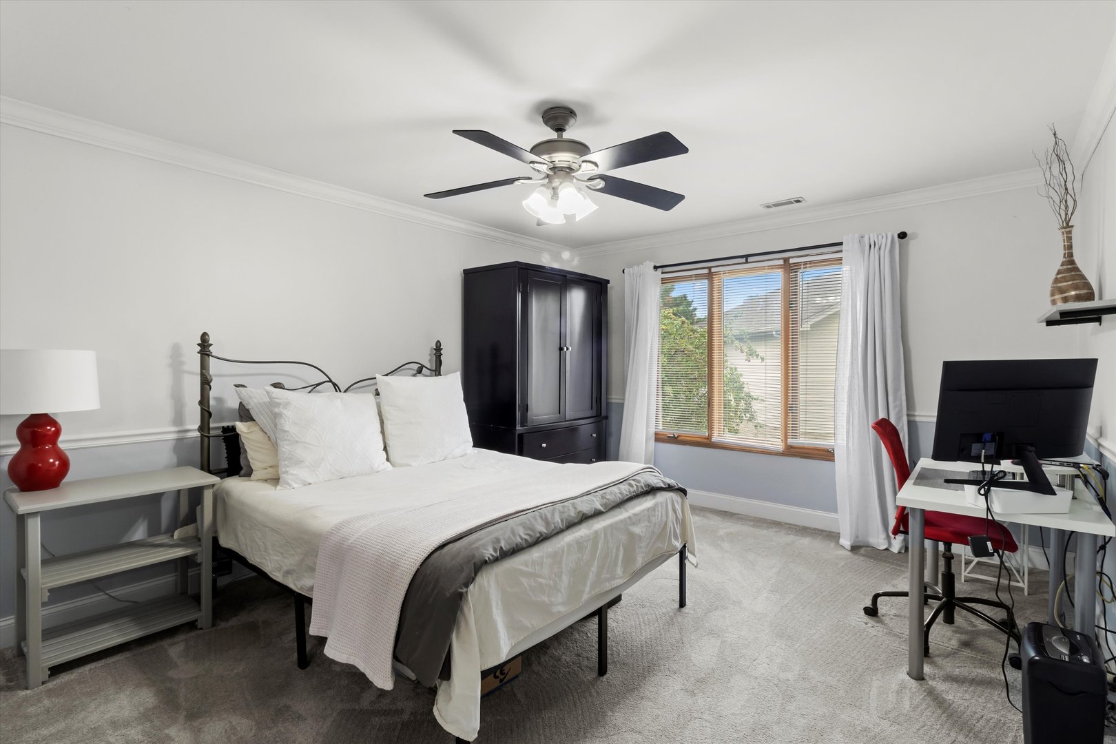 2626 Crescenzo Drive Unit: F