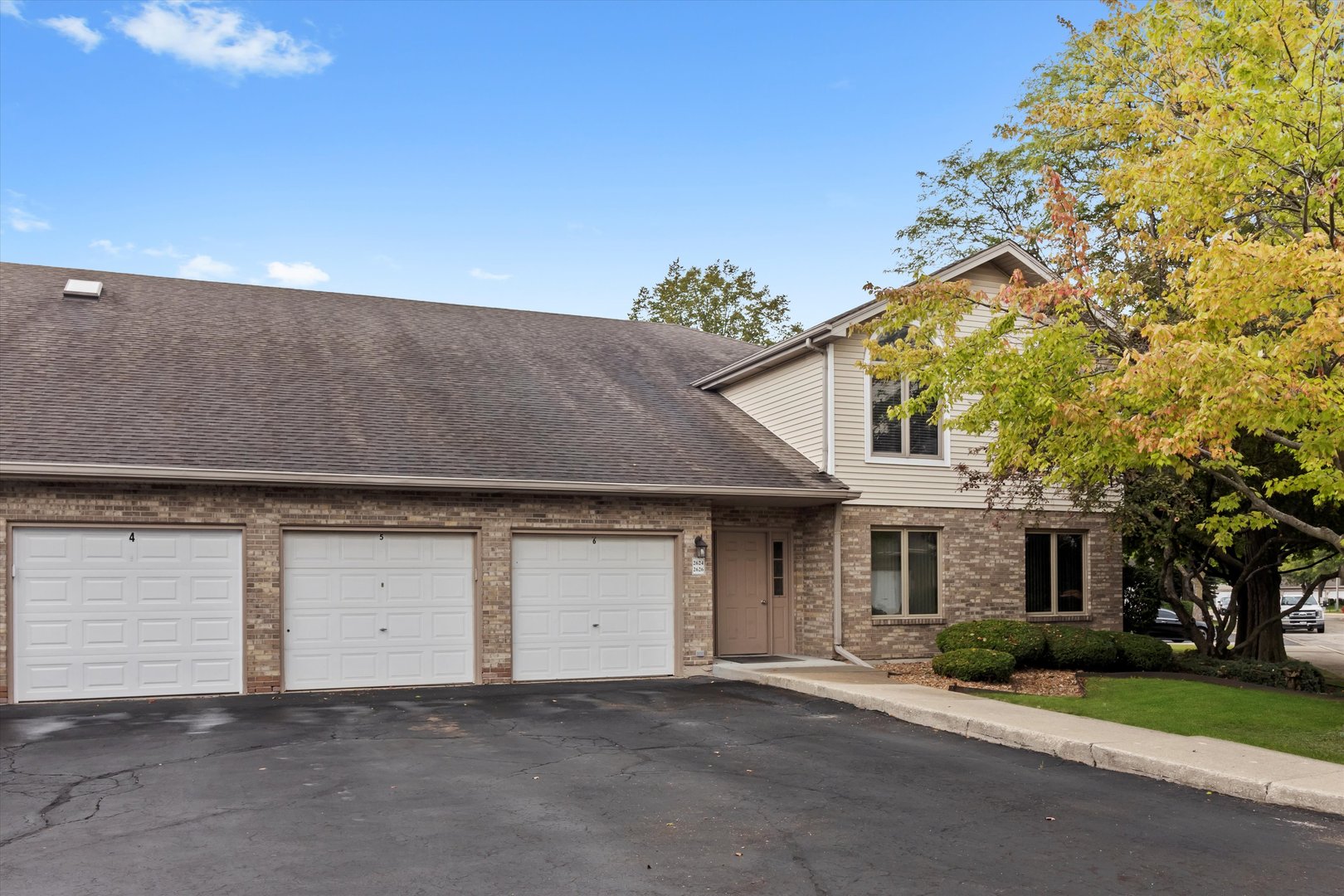2626 Crescenzo Drive Unit: F