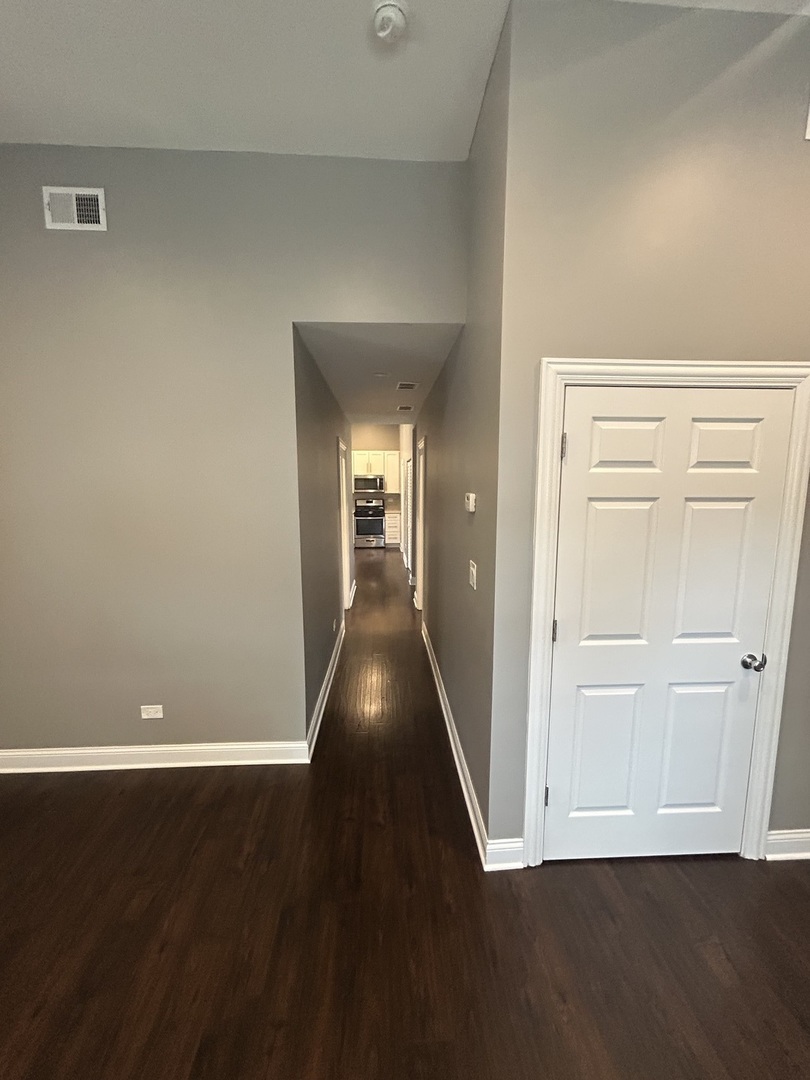 1301 S 51st Avenue Unit: 1F