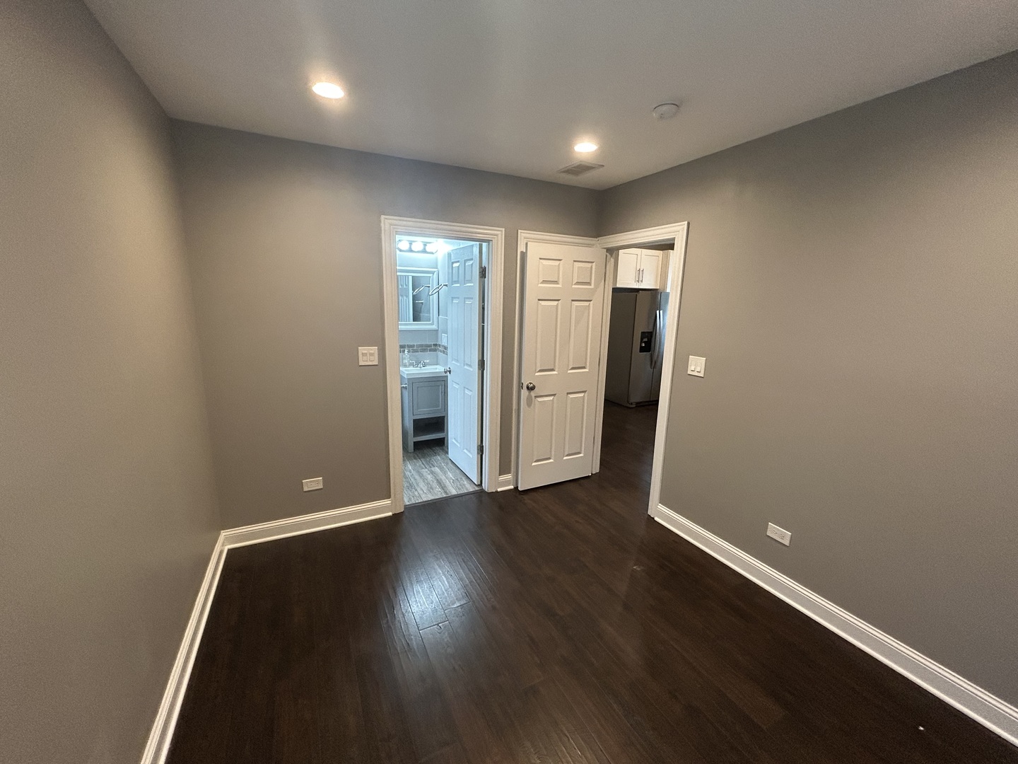 1301 S 51st Avenue Unit: 1F